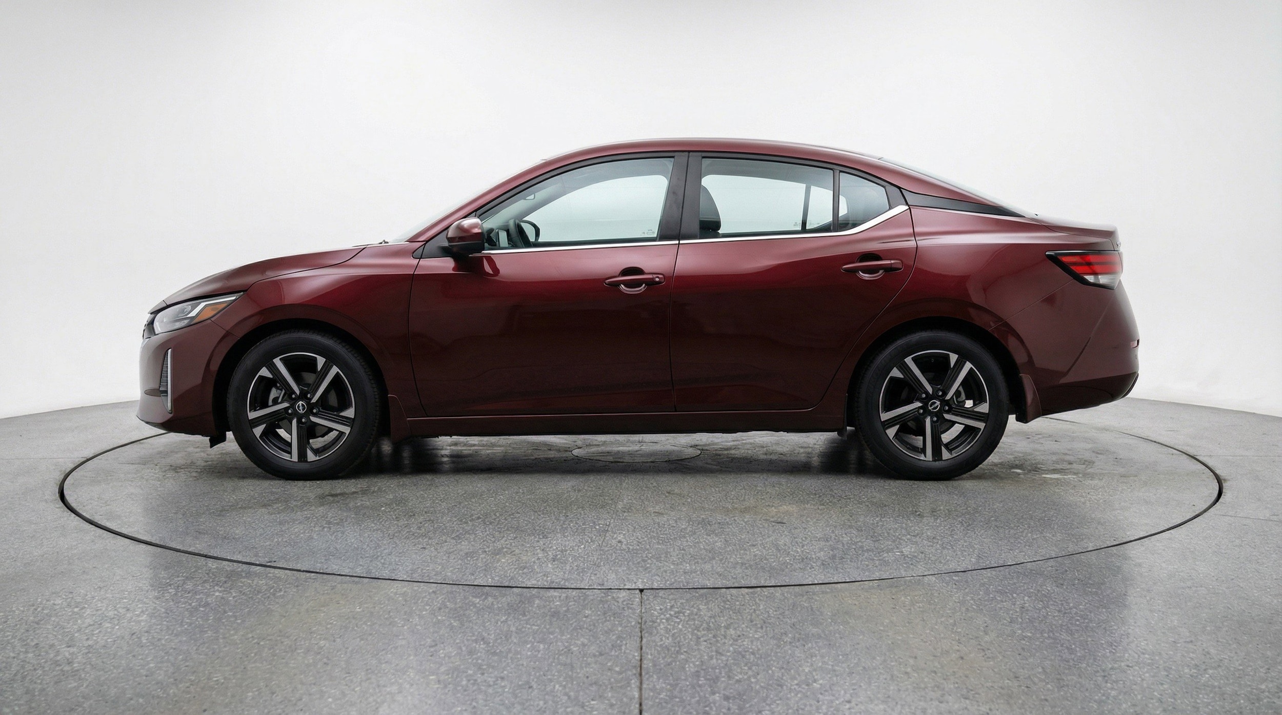 Thumbnail: 2025 Nissan Sentra - 5