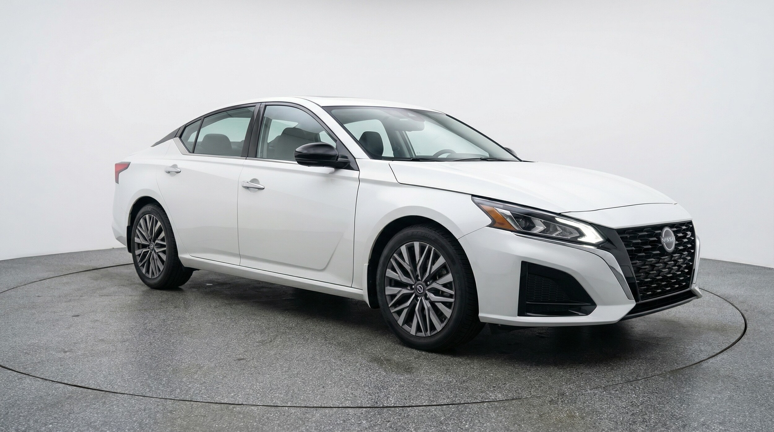 Thumbnail: 2025 Nissan Altima - 1