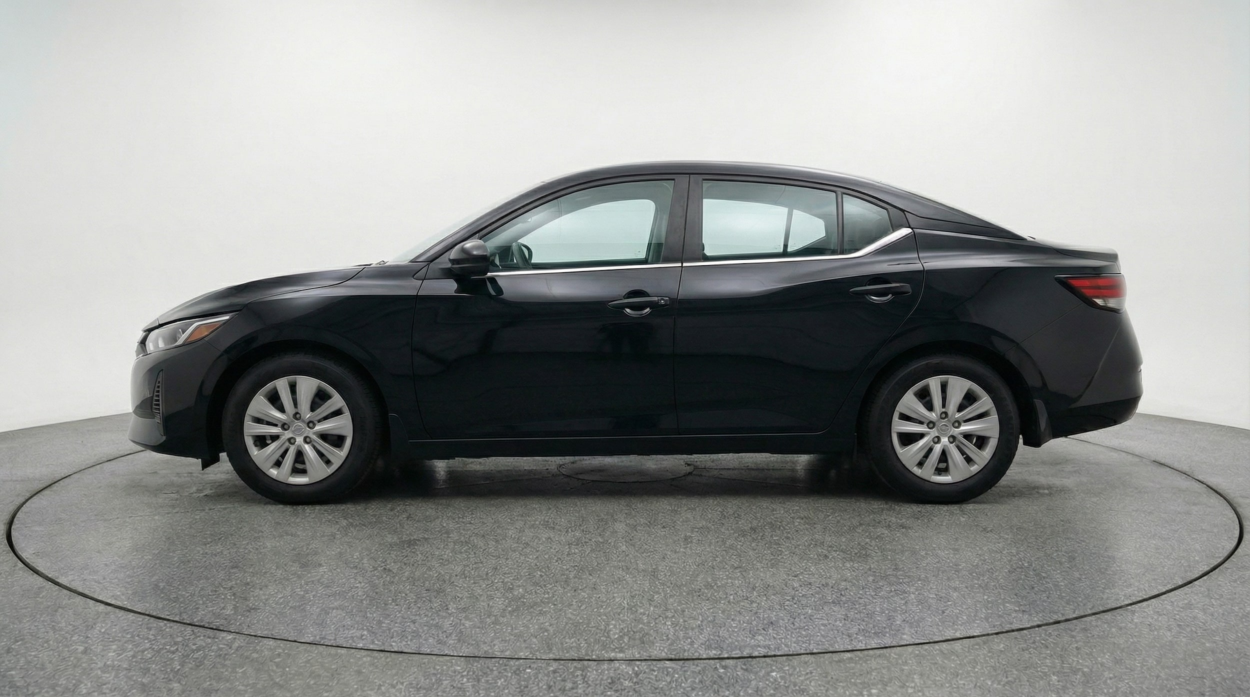 Thumbnail: 2025 Nissan Sentra - 4