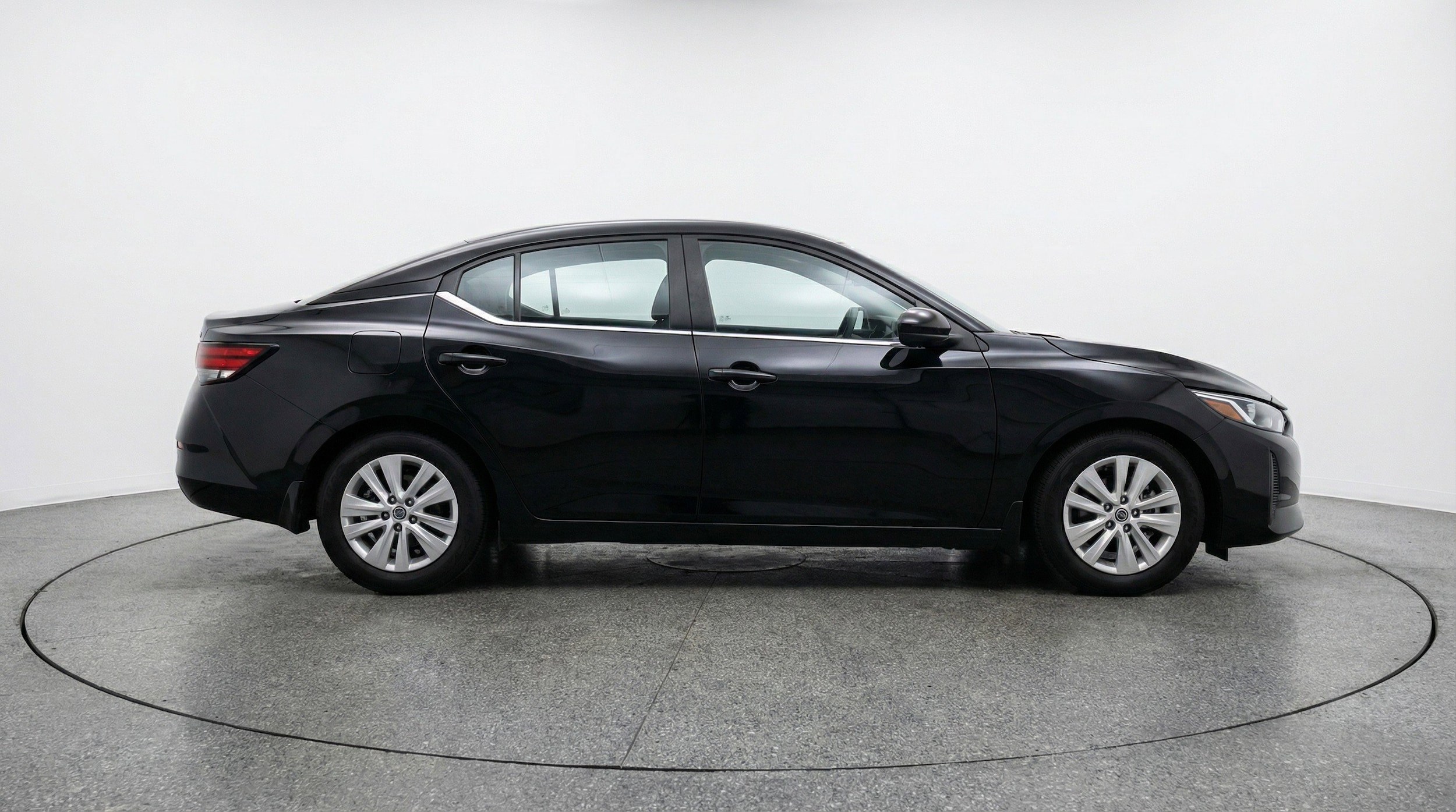 Thumbnail: 2025 Nissan Sentra - 11