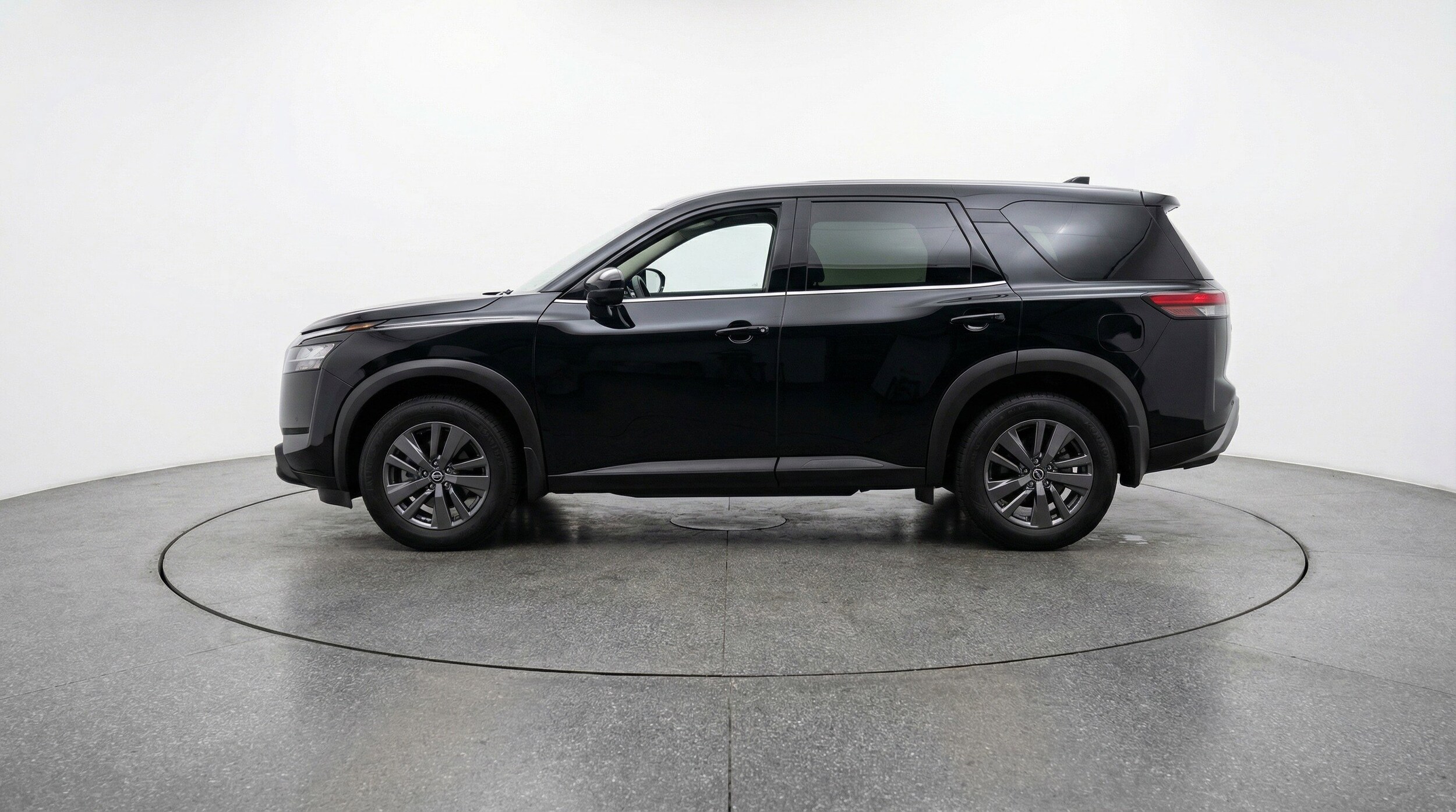 Thumbnail: 2025 Nissan Pathfinder - 5