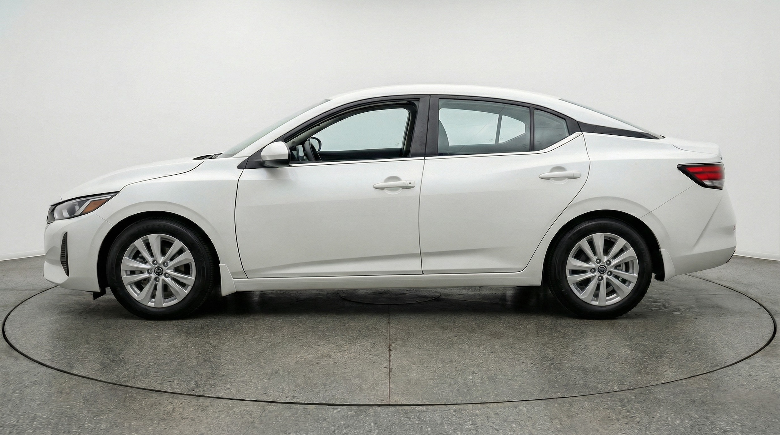 Thumbnail: 2025 Nissan Sentra - 4