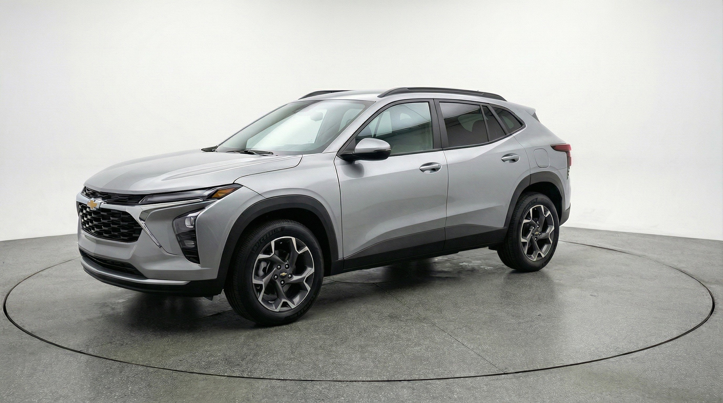 Thumbnail: 2025 Chevrolet Trax - 3