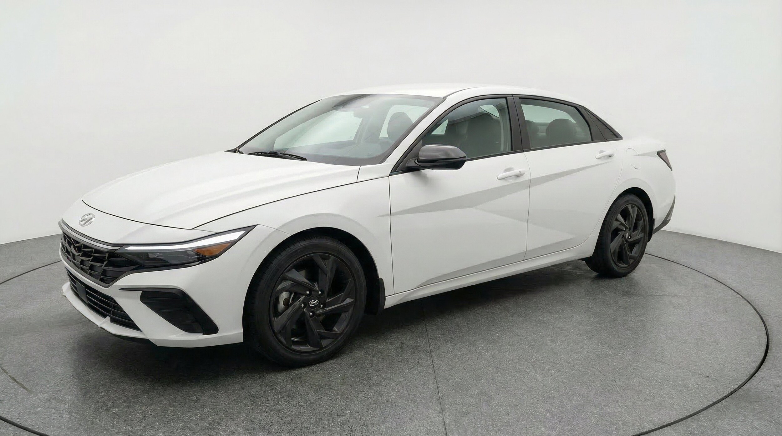 Thumbnail: 2026 Hyundai Elantra - 3