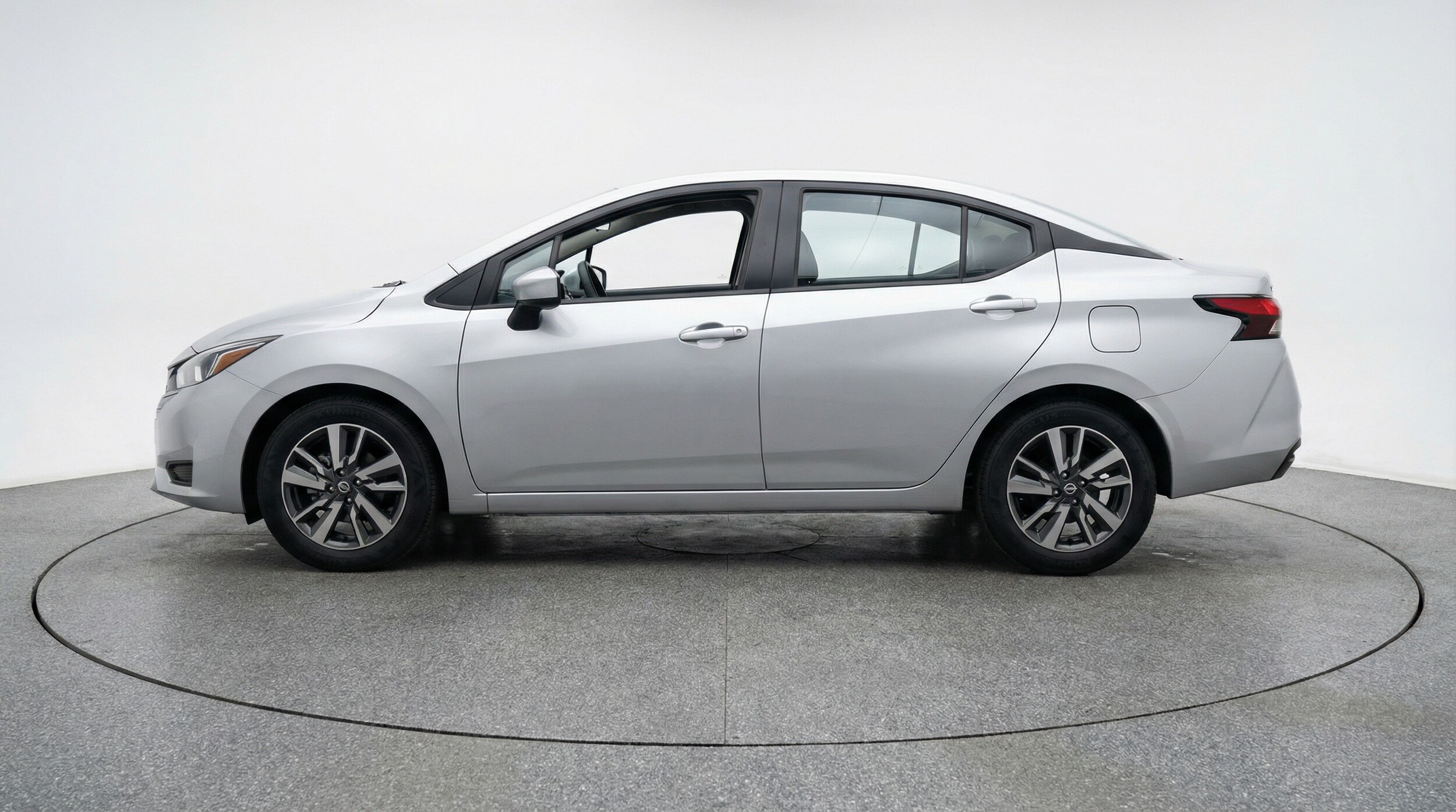 Thumbnail: 2025 Nissan Versa - 4