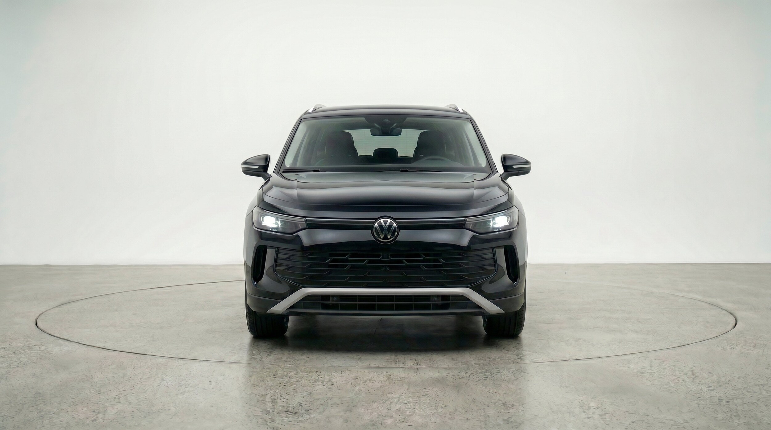 Thumbnail: 2026 Volkswagen Tiguan - 2