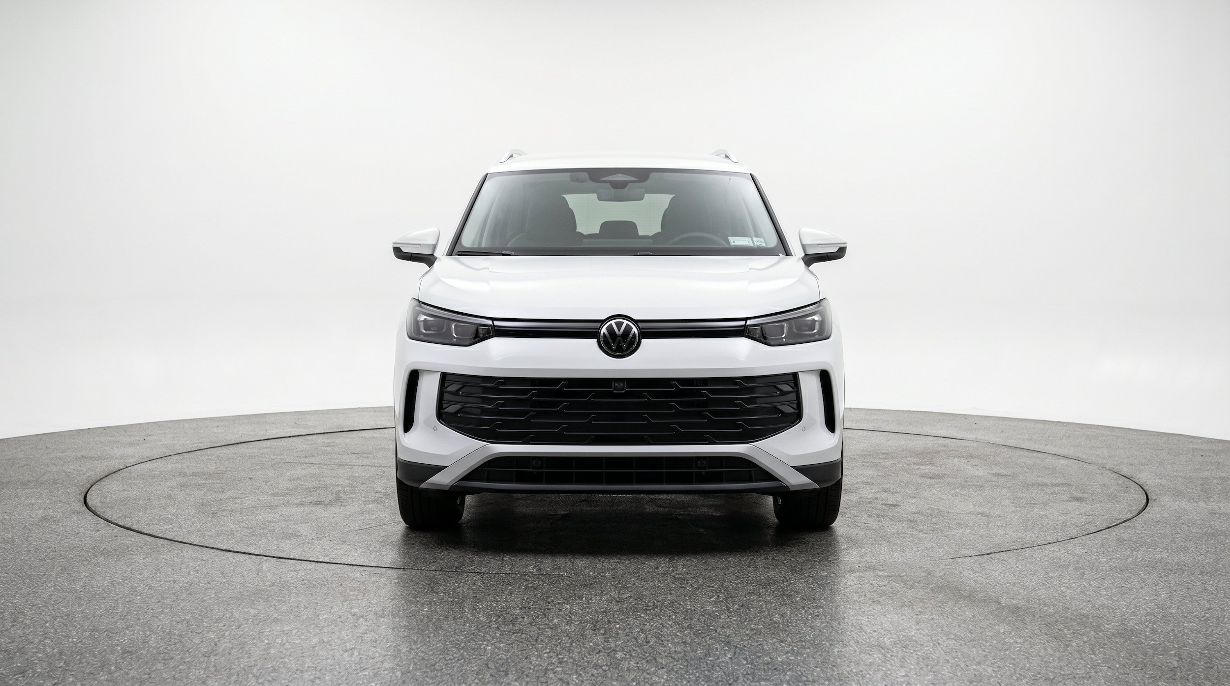 Thumbnail: 2026 Volkswagen Tiguan - 2