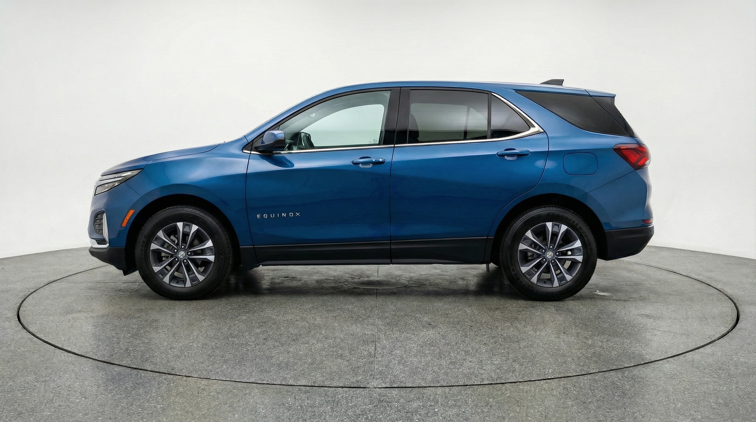 Thumbnail: 2025 Chevrolet Equinox - 4