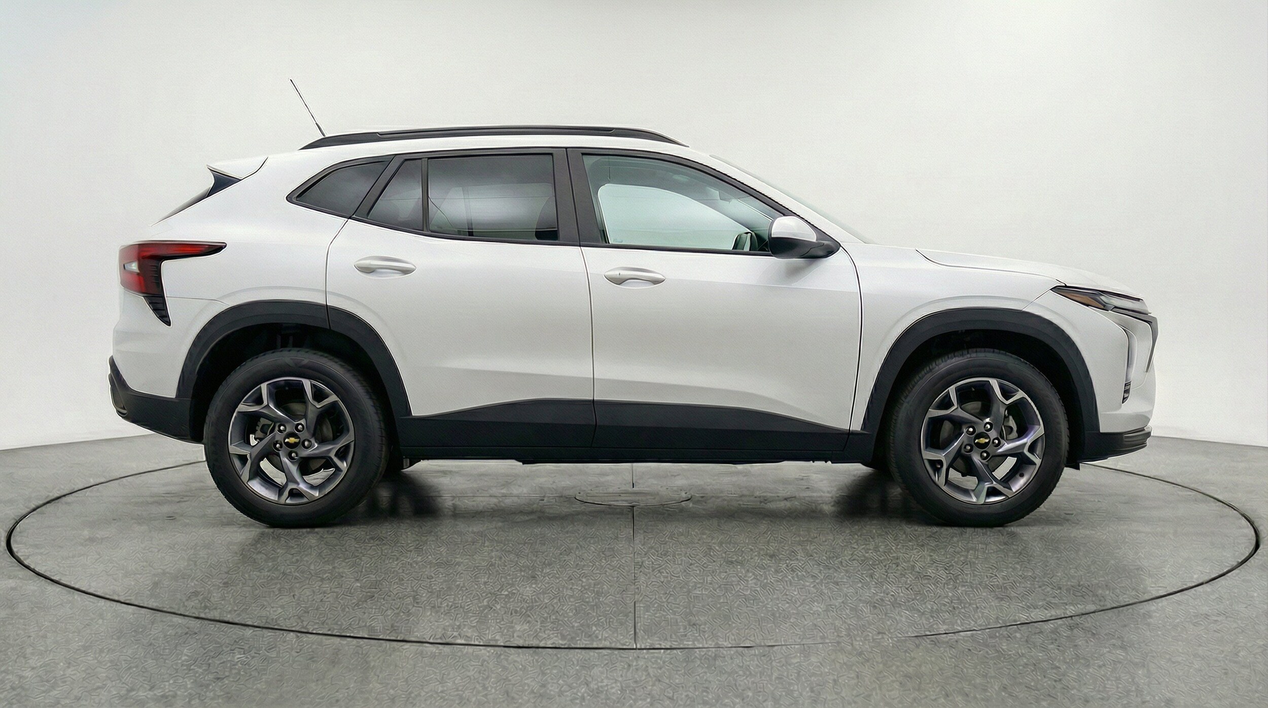 Thumbnail: 2025 Chevrolet Trax - 11