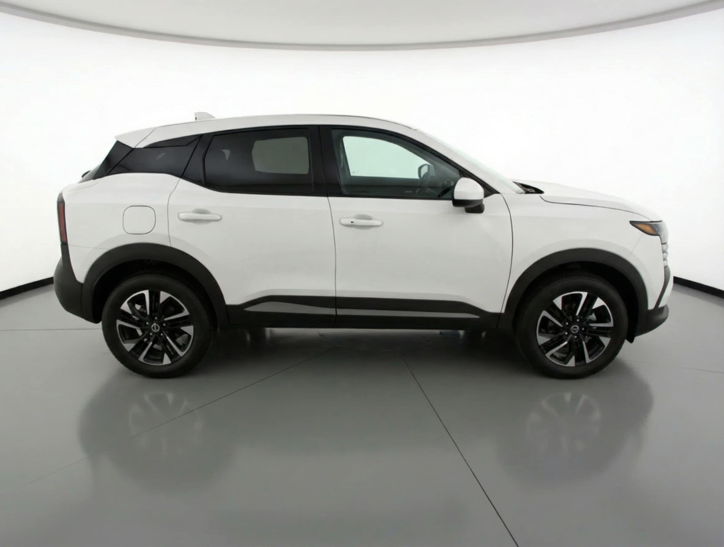 Thumbnail: 2025 Nissan Kicks - 8