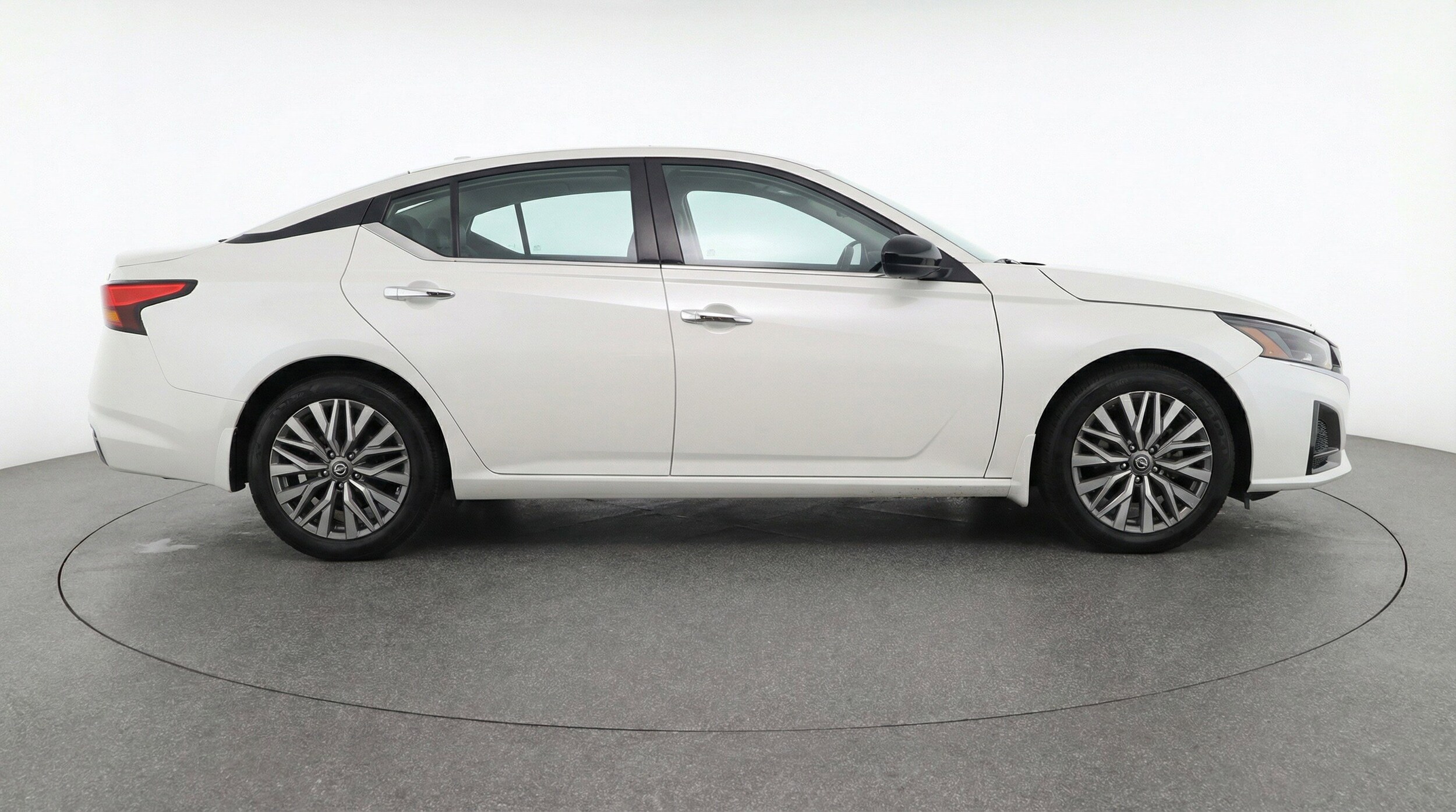 Thumbnail: 2025 Nissan Altima - 11