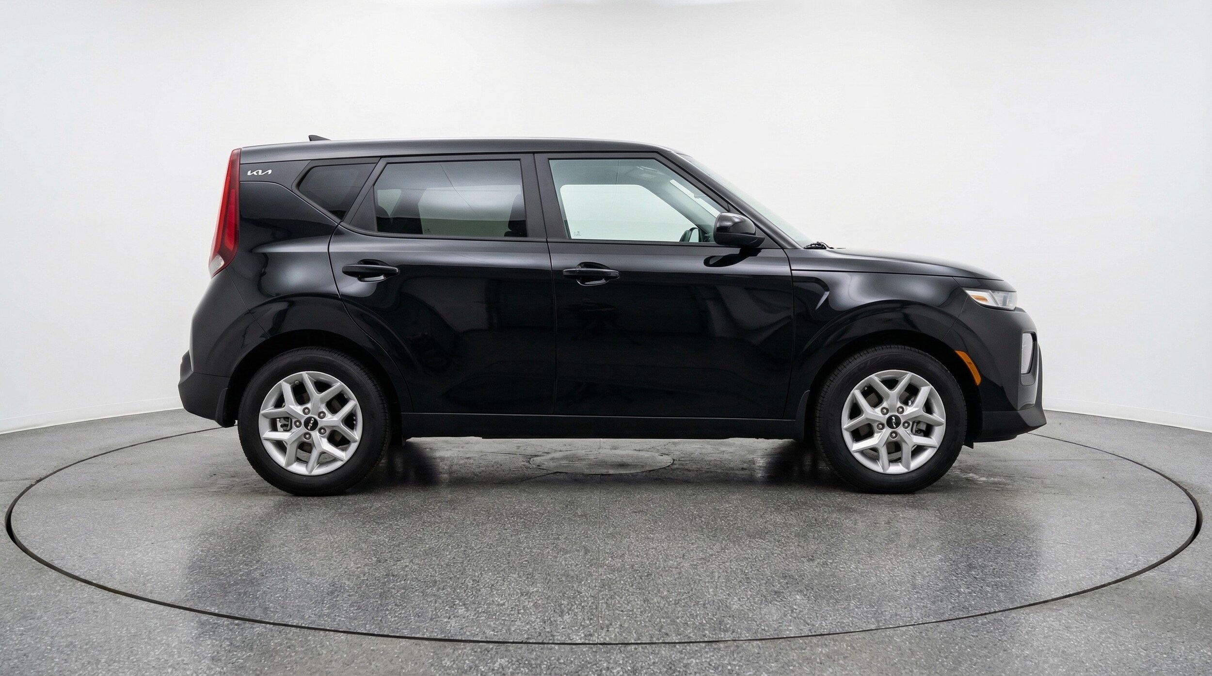 Thumbnail: 2025 Kia Soul - 8