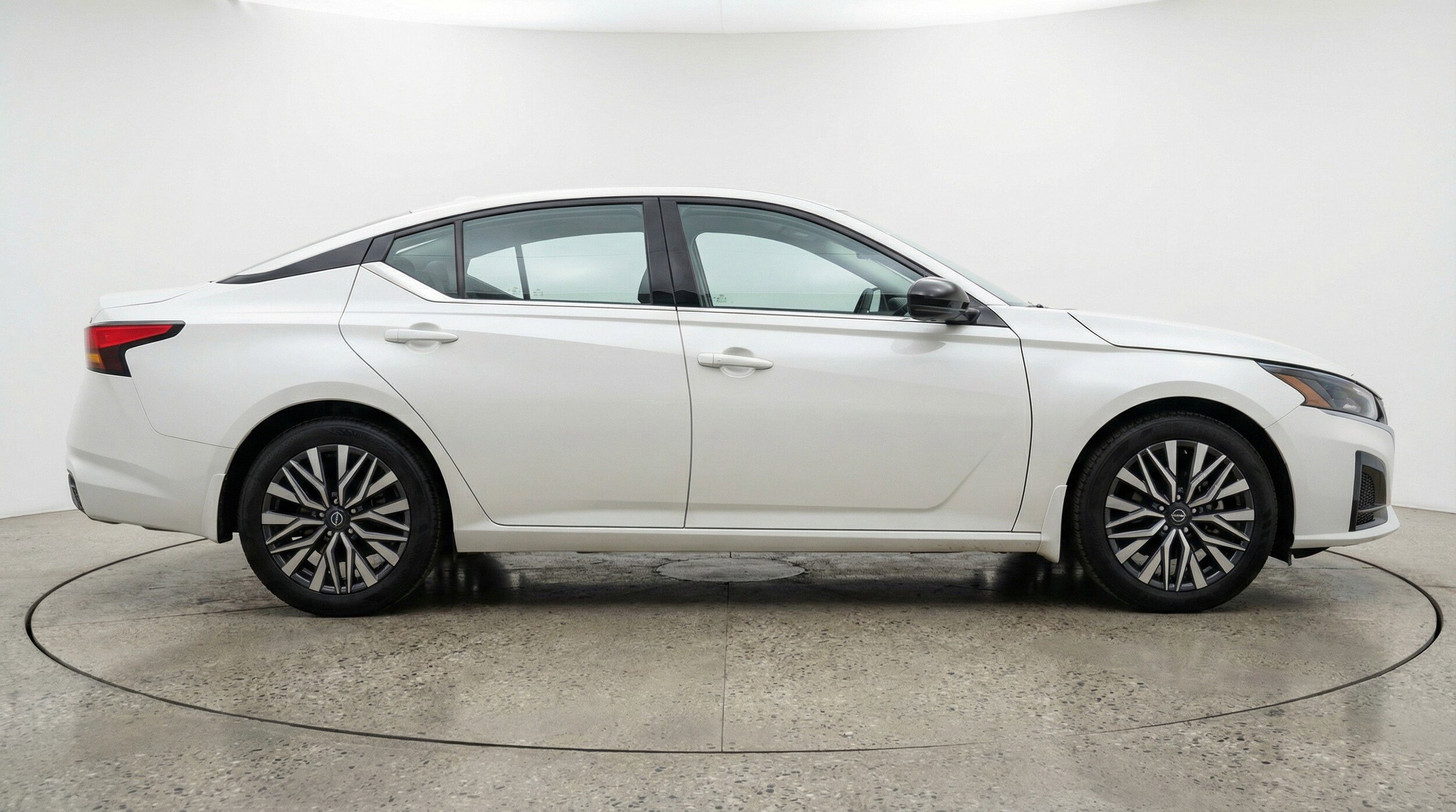 Thumbnail: 2025 Nissan Altima - 11
