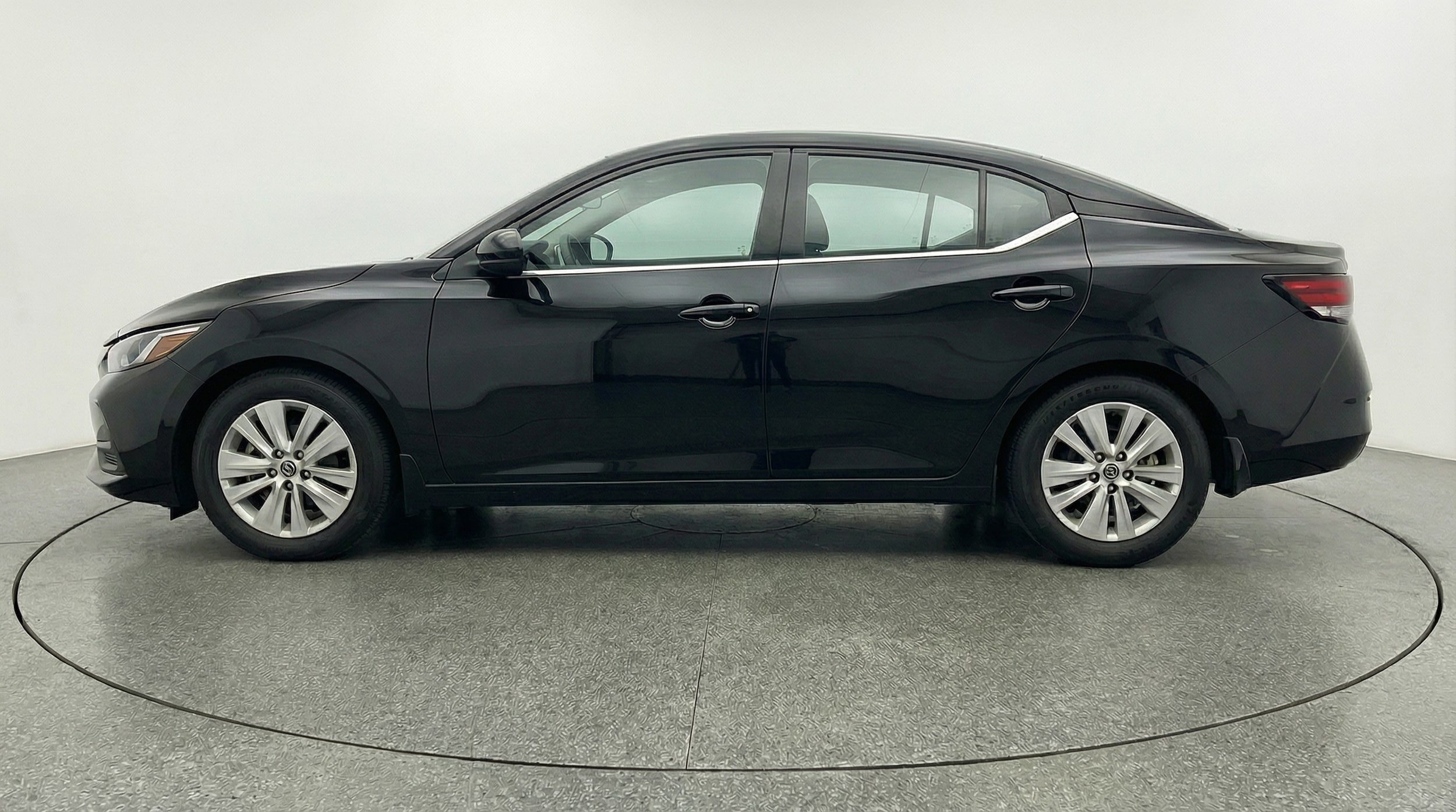 Thumbnail: 2025 Nissan Sentra - 4