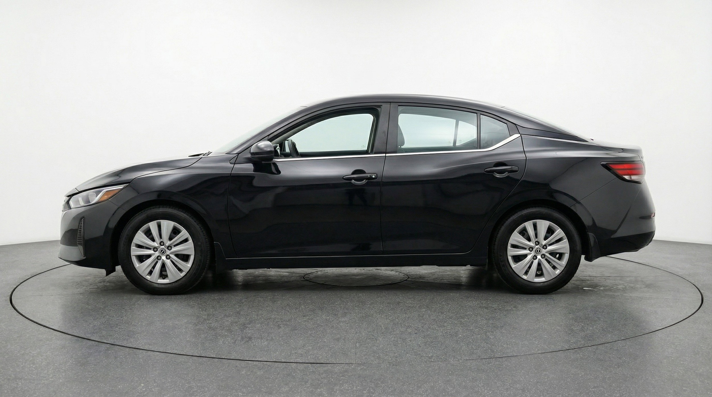 Thumbnail: 2025 Nissan Sentra - 5