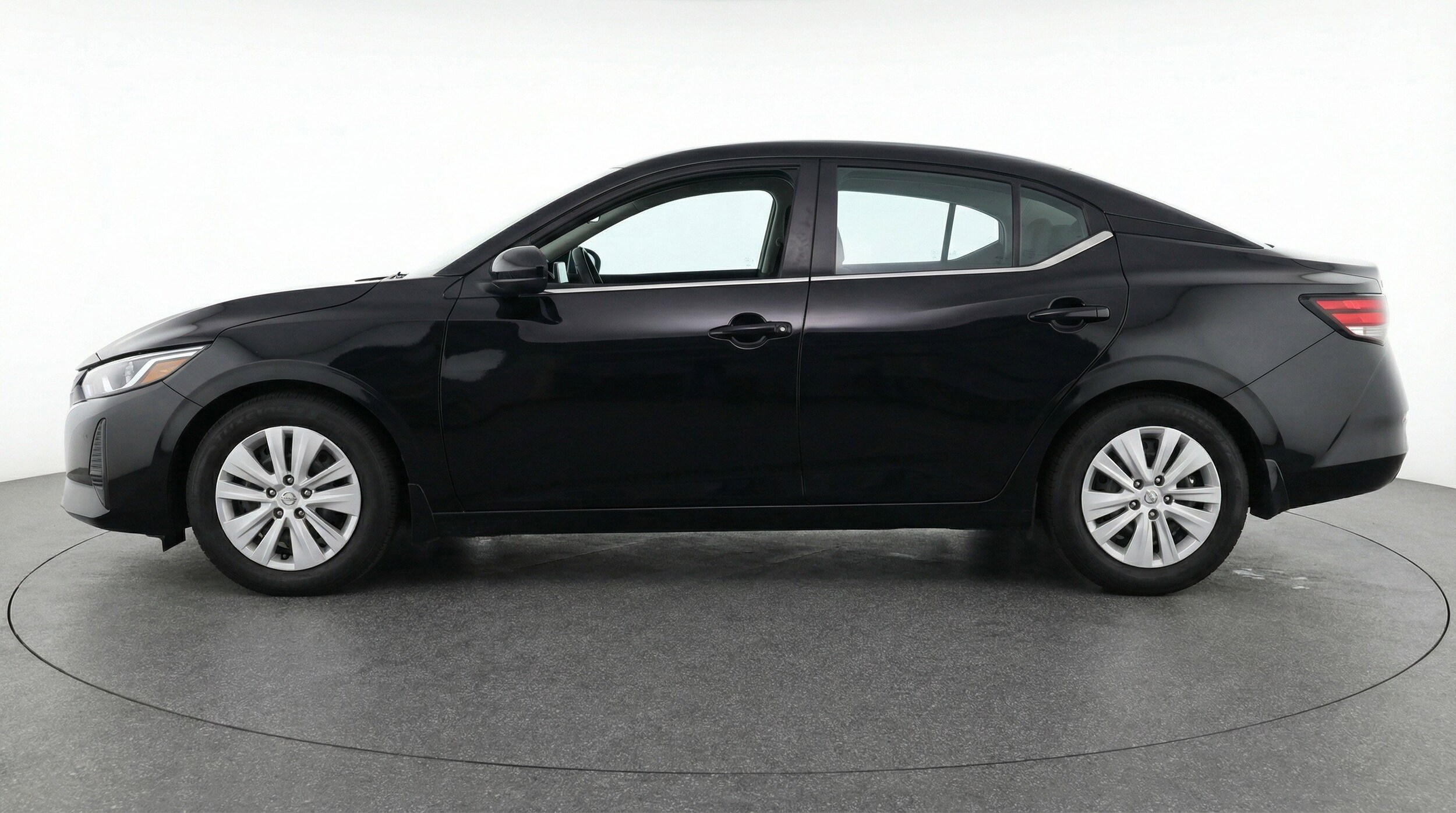 Thumbnail: 2025 Nissan Sentra - 5