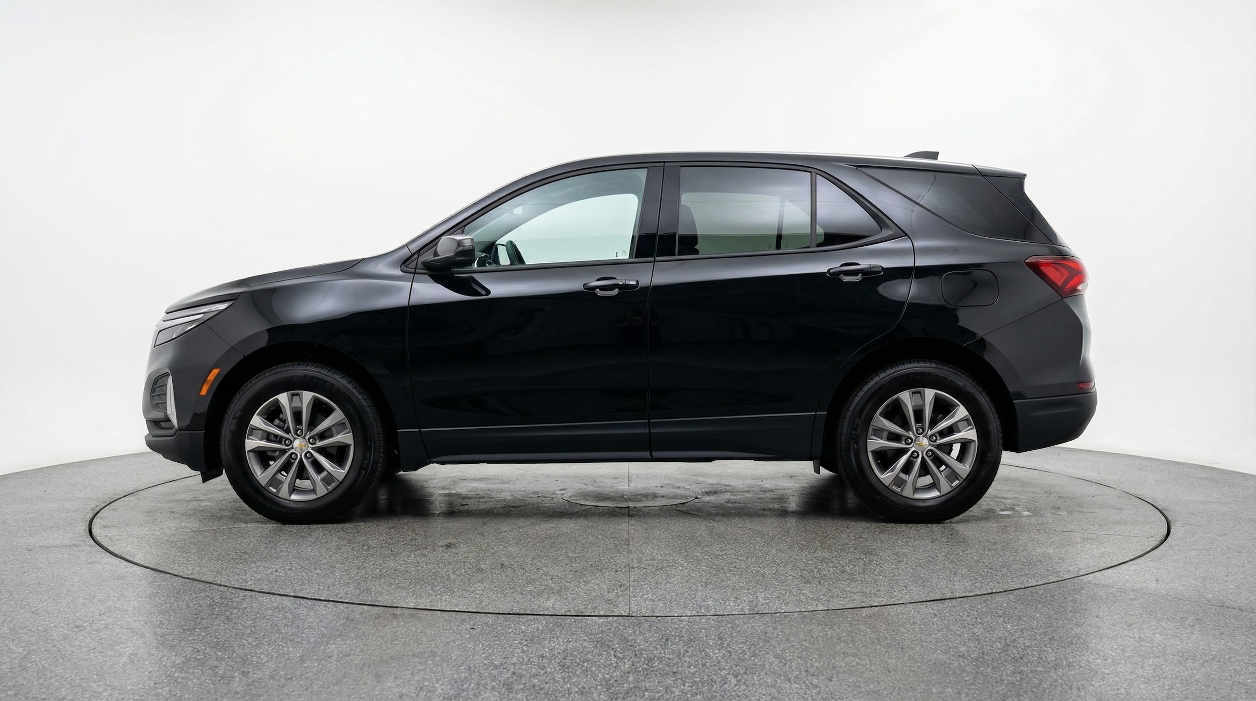 Thumbnail: 2025 Chevrolet Equinox - 4