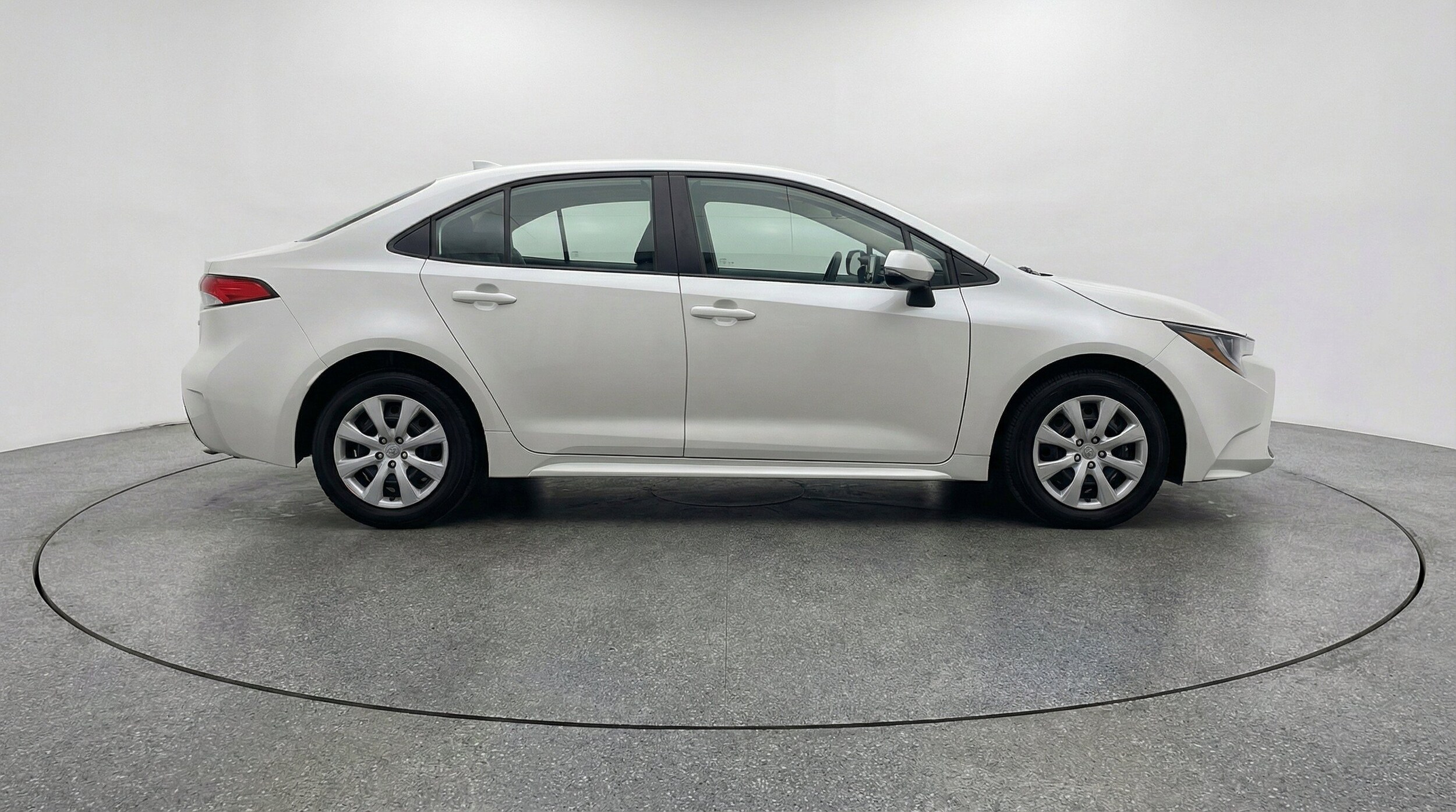 Thumbnail: 2025 Toyota Corolla - 11