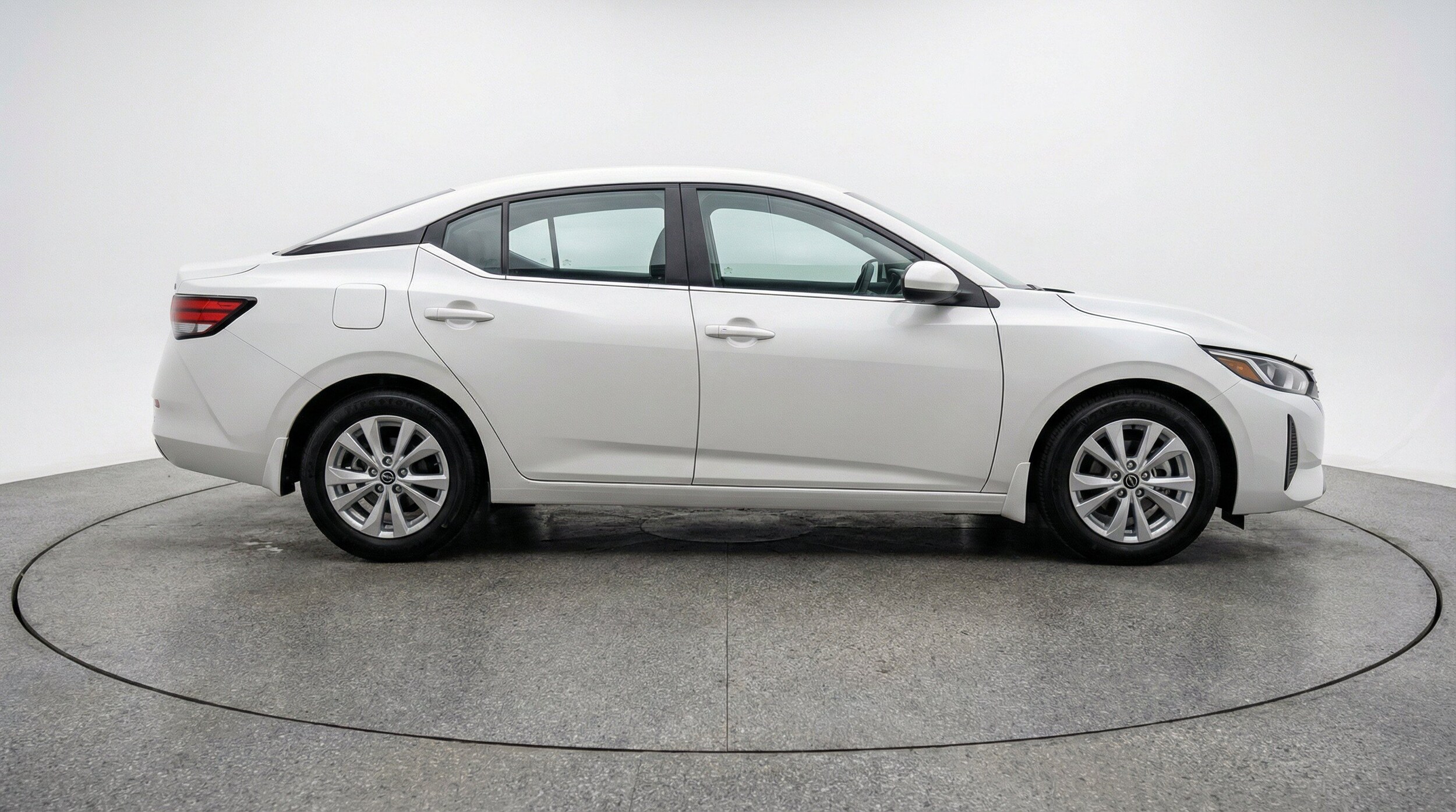 Thumbnail: 2025 Nissan Sentra - 11