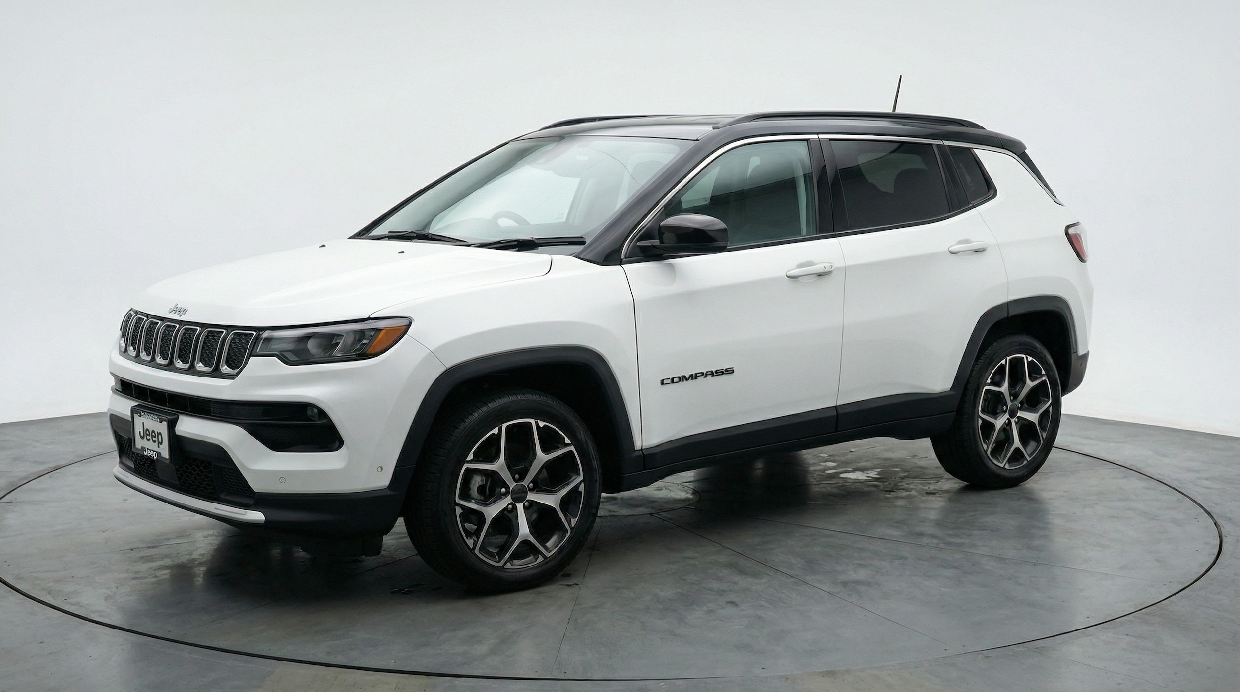 Thumbnail: 2025 Jeep Compass - 3