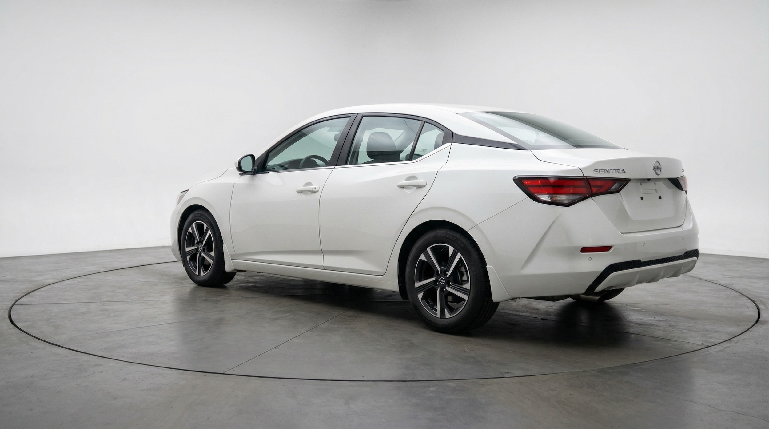 Thumbnail: 2025 Nissan Sentra - 5