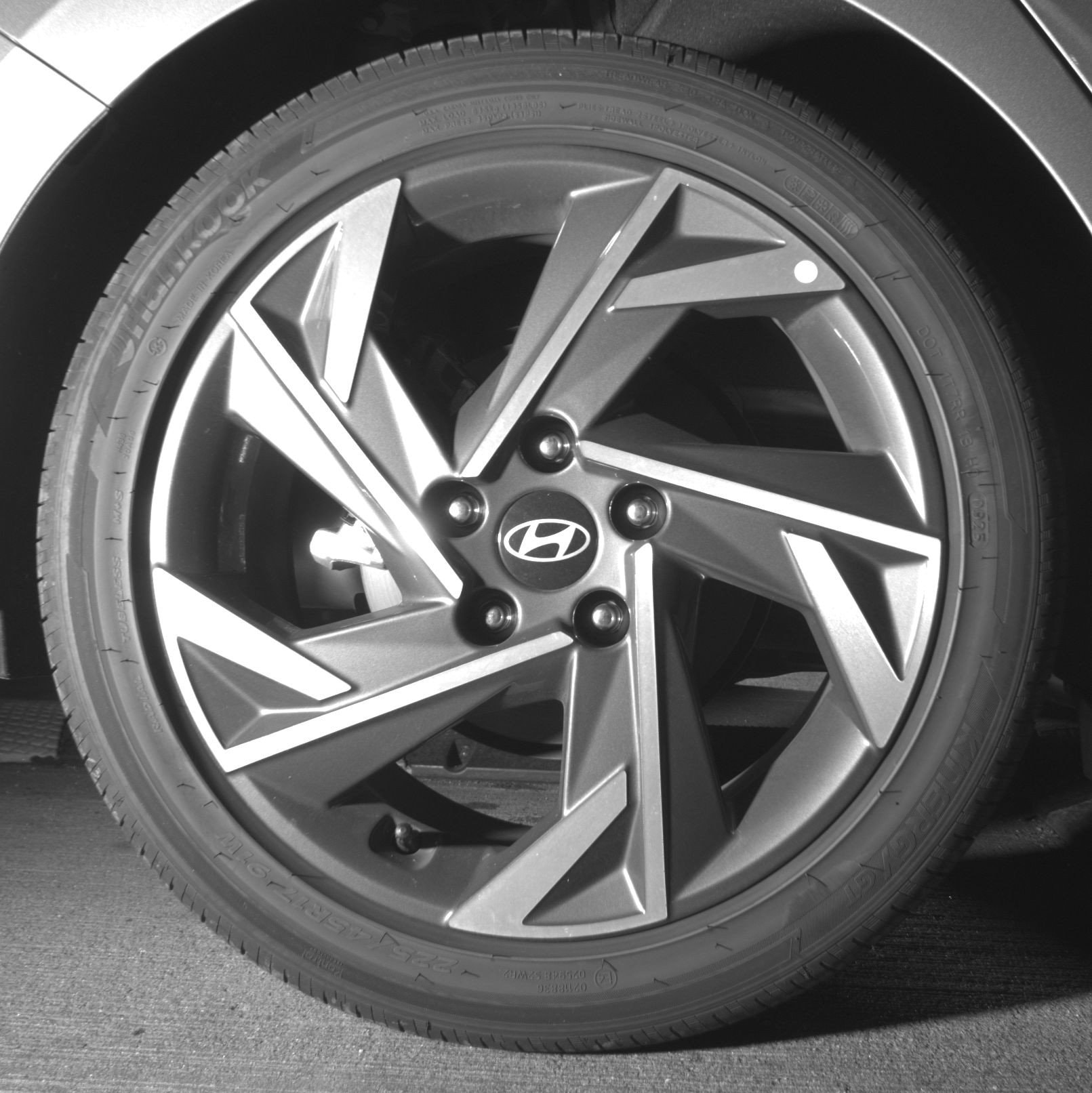 Thumbnail: 2025 Hyundai Elantra - 15