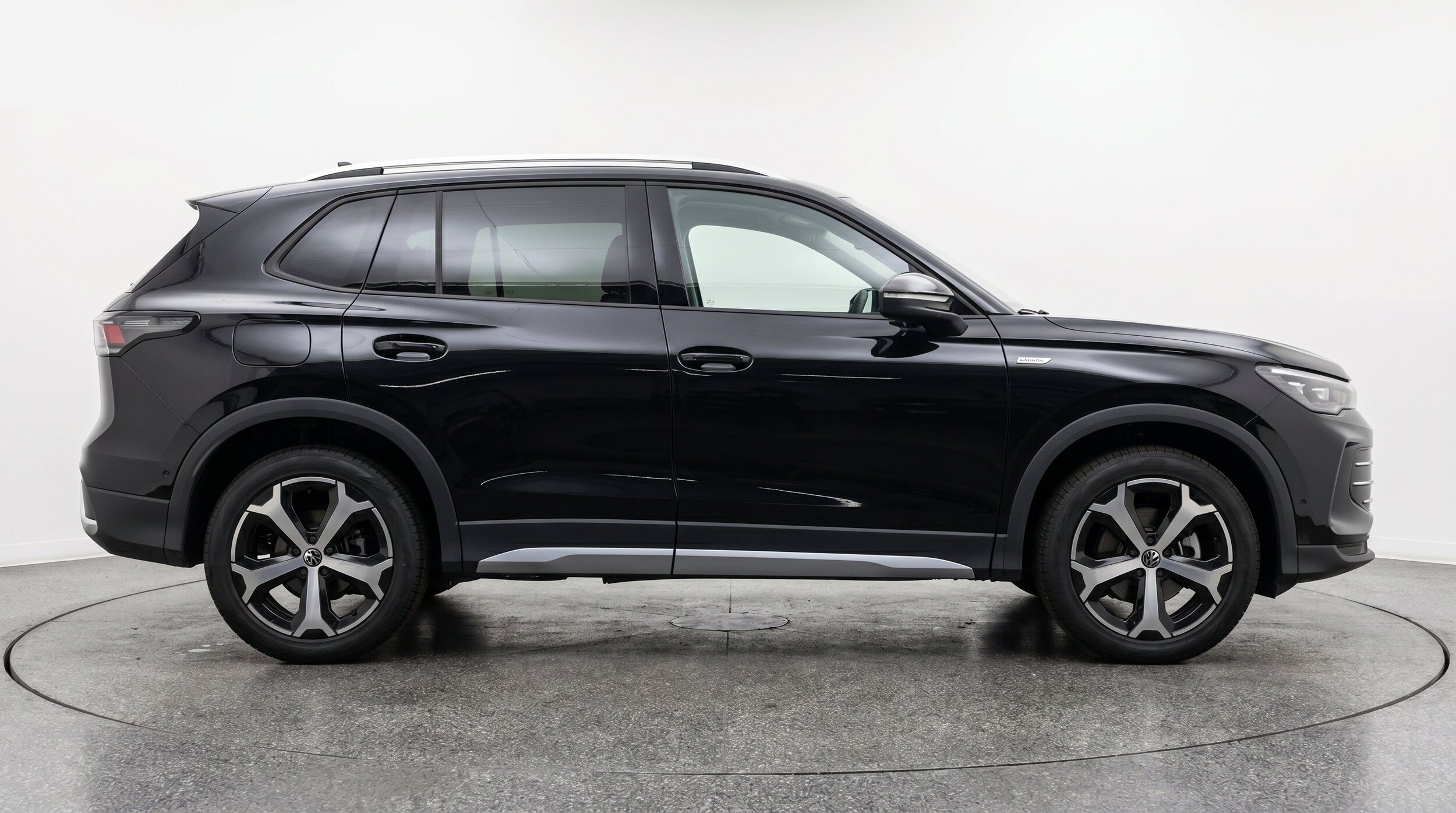 Thumbnail: 2026 Volkswagen Tiguan - 11