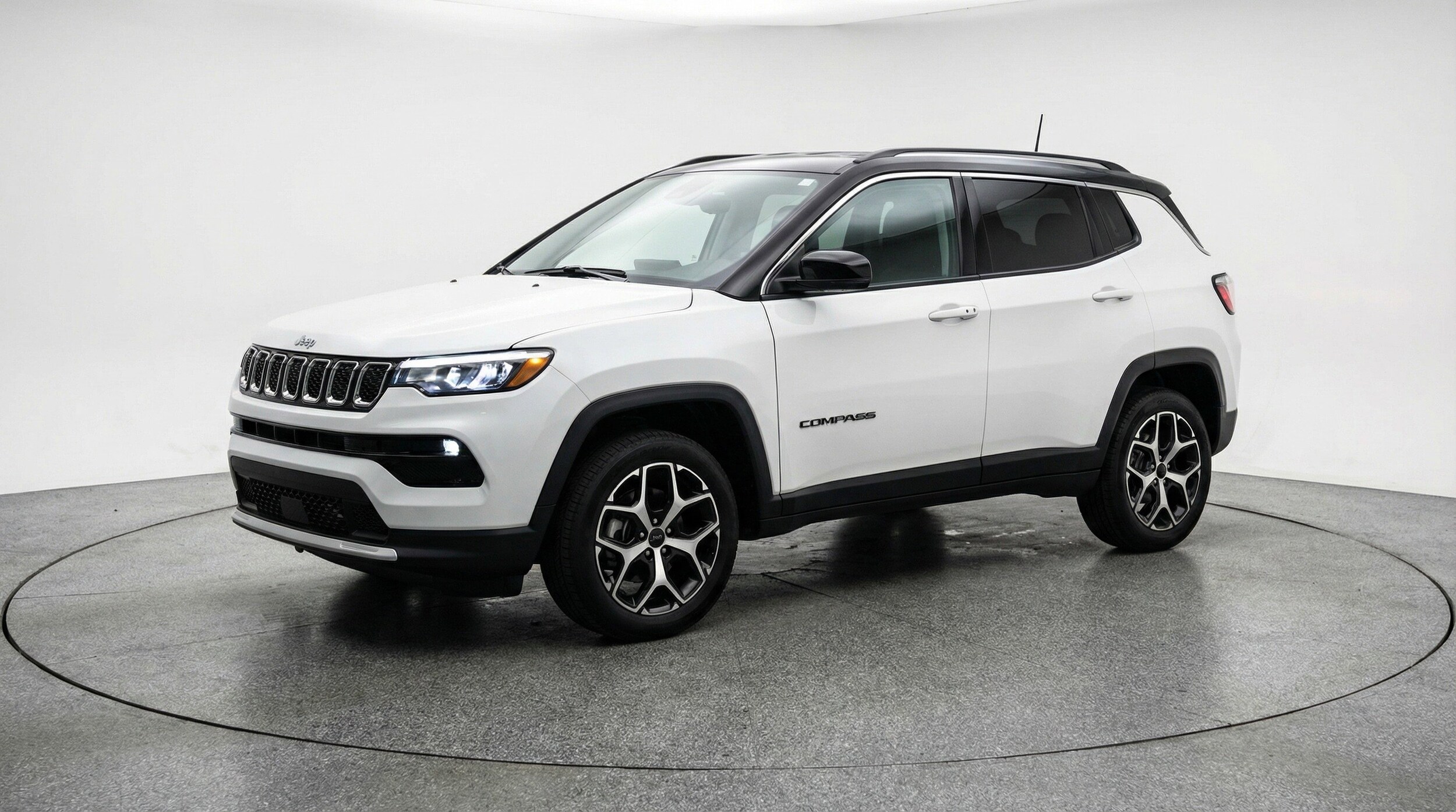 Thumbnail: 2025 Jeep Compass - 3