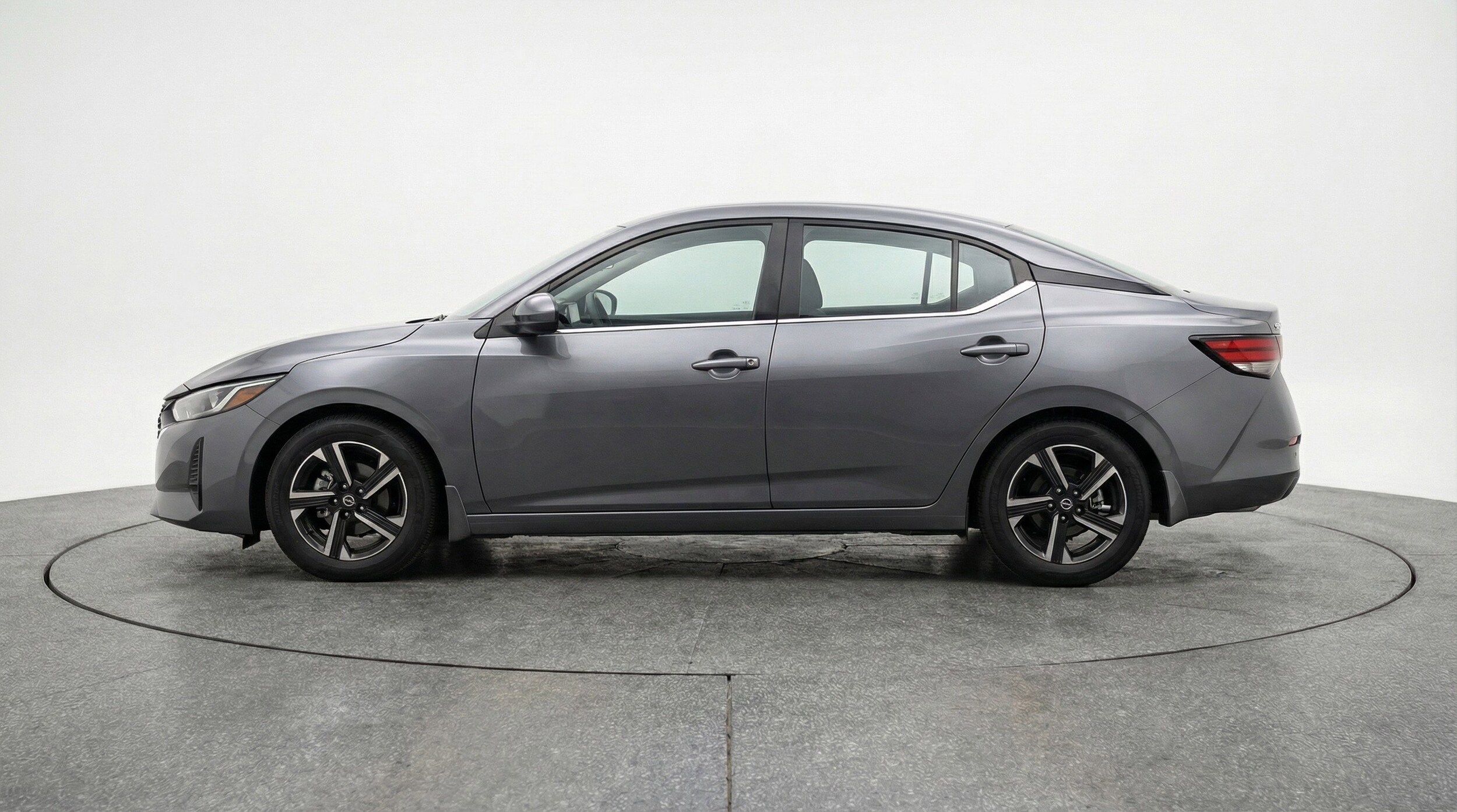 Thumbnail: 2025 Nissan Sentra - 5