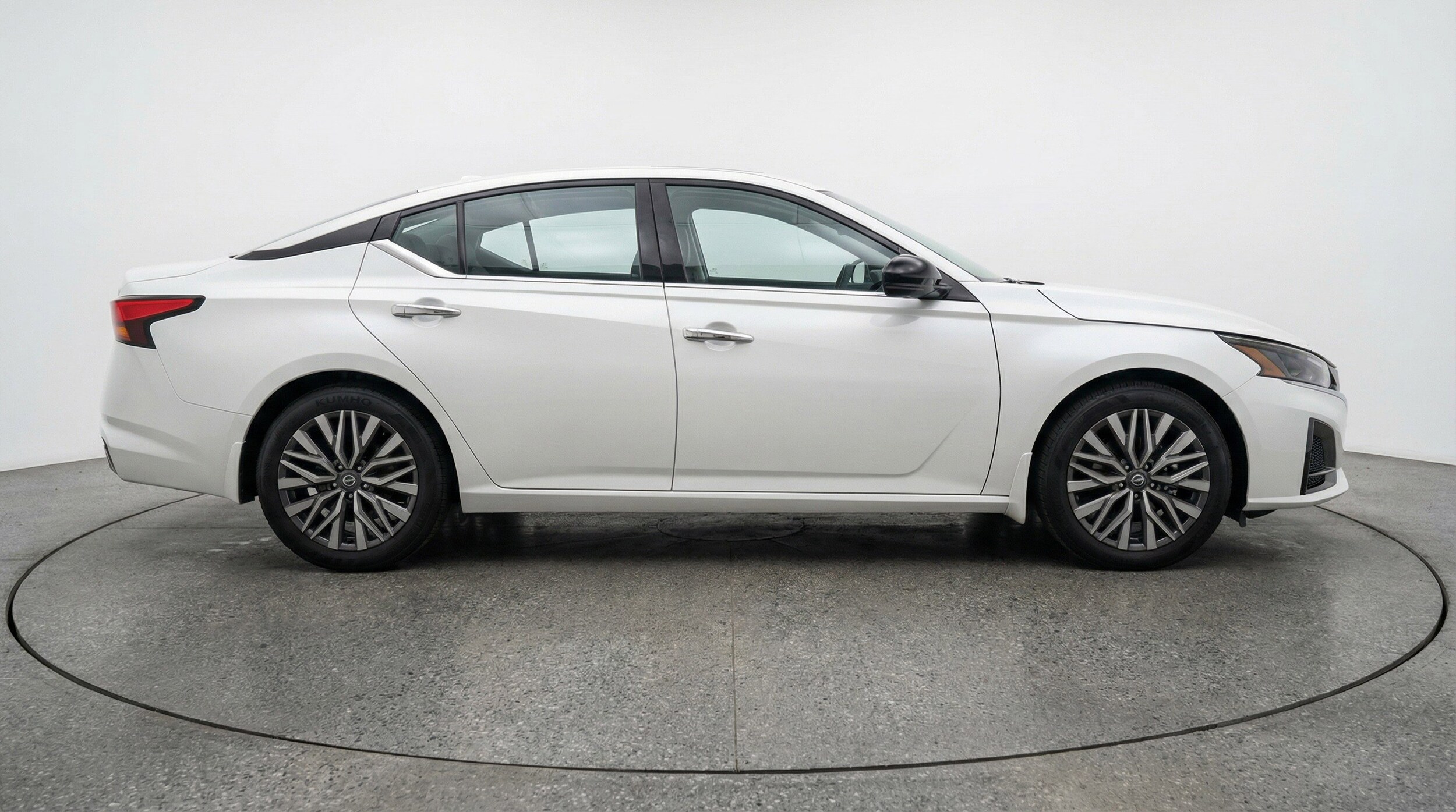 Thumbnail: 2025 Nissan Altima - 11