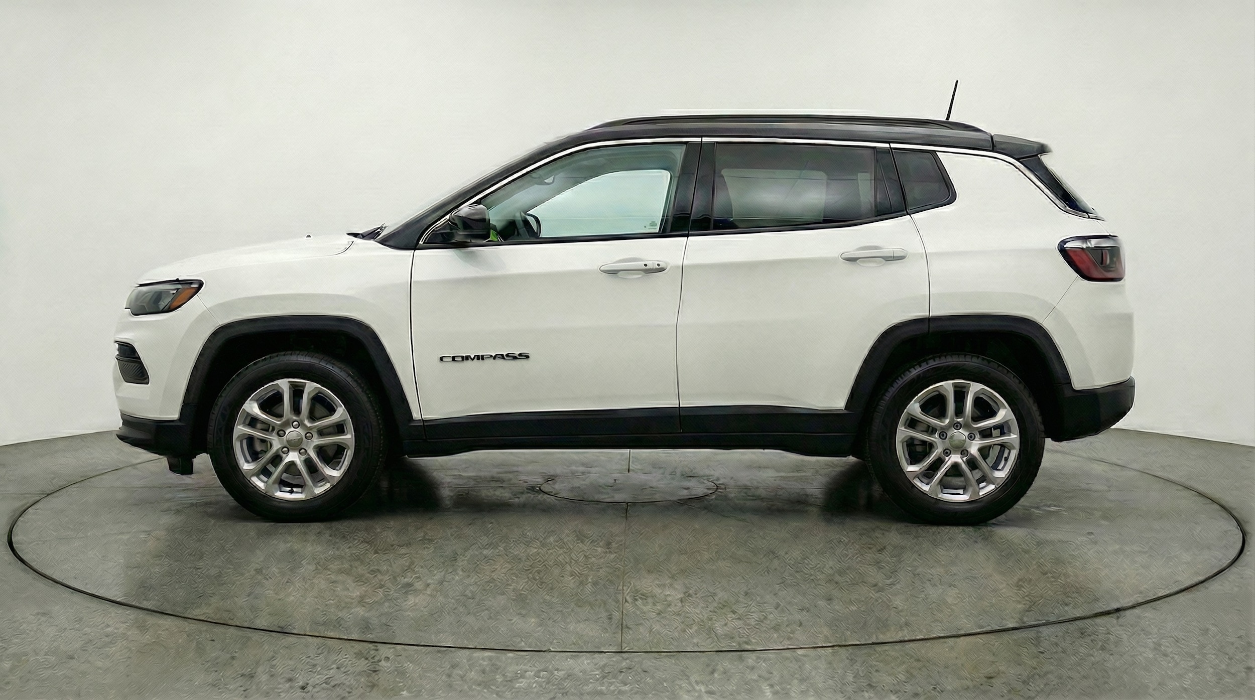 Thumbnail: 2025 Jeep Compass - 4