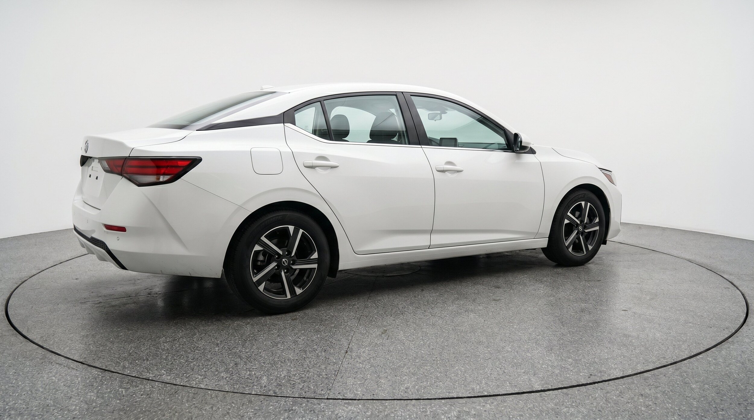 Thumbnail: 2025 Nissan Sentra - 9