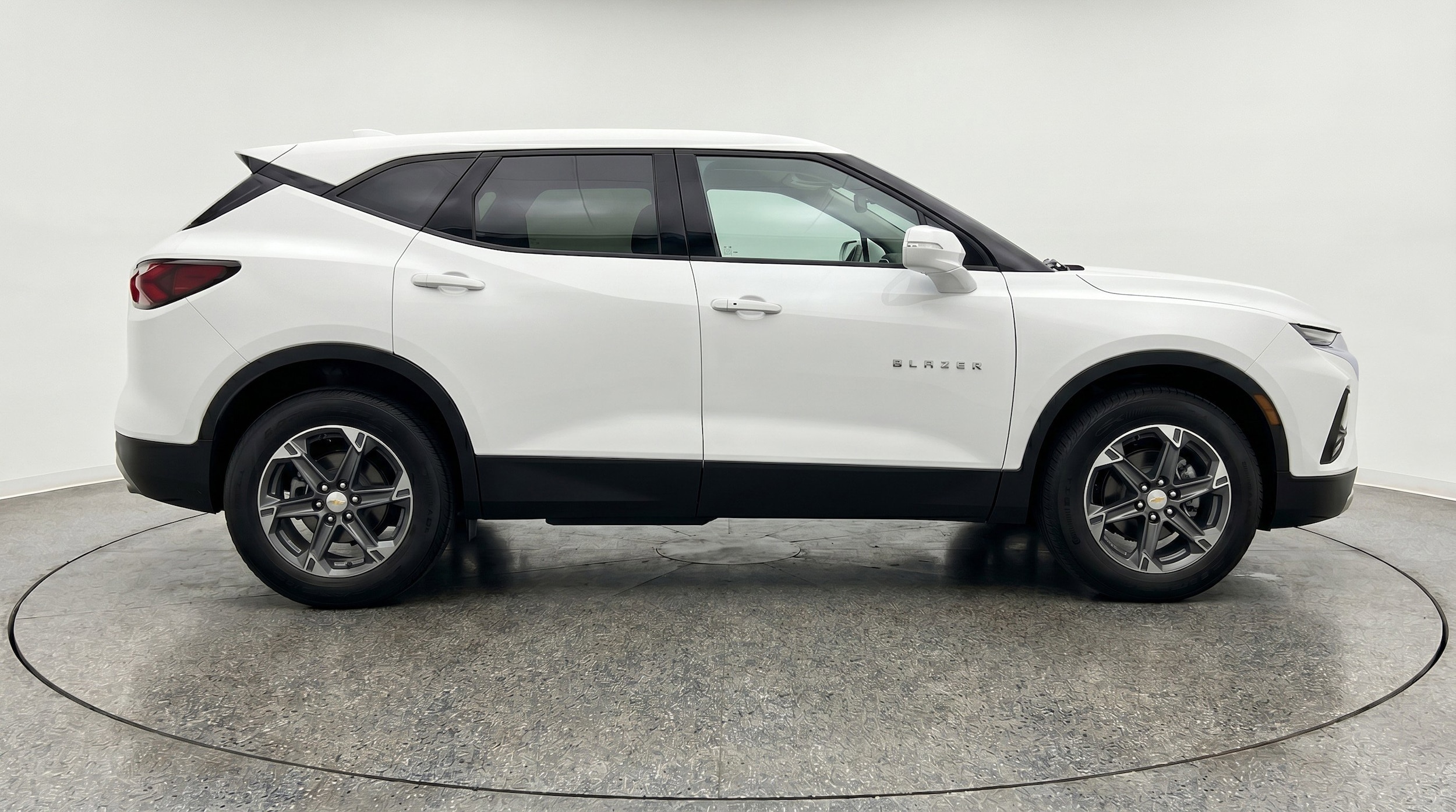 Thumbnail: 2025 Chevrolet Blazer - 11