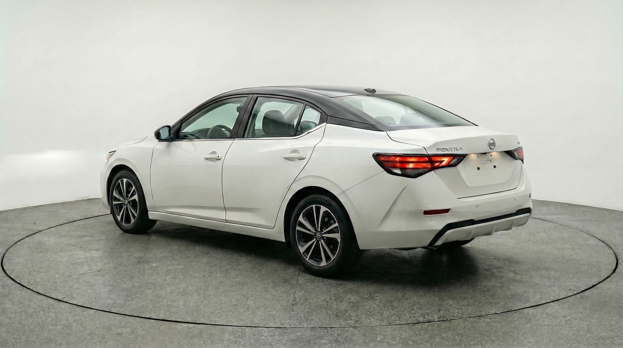 Thumbnail: 2025 Nissan Sentra - 5