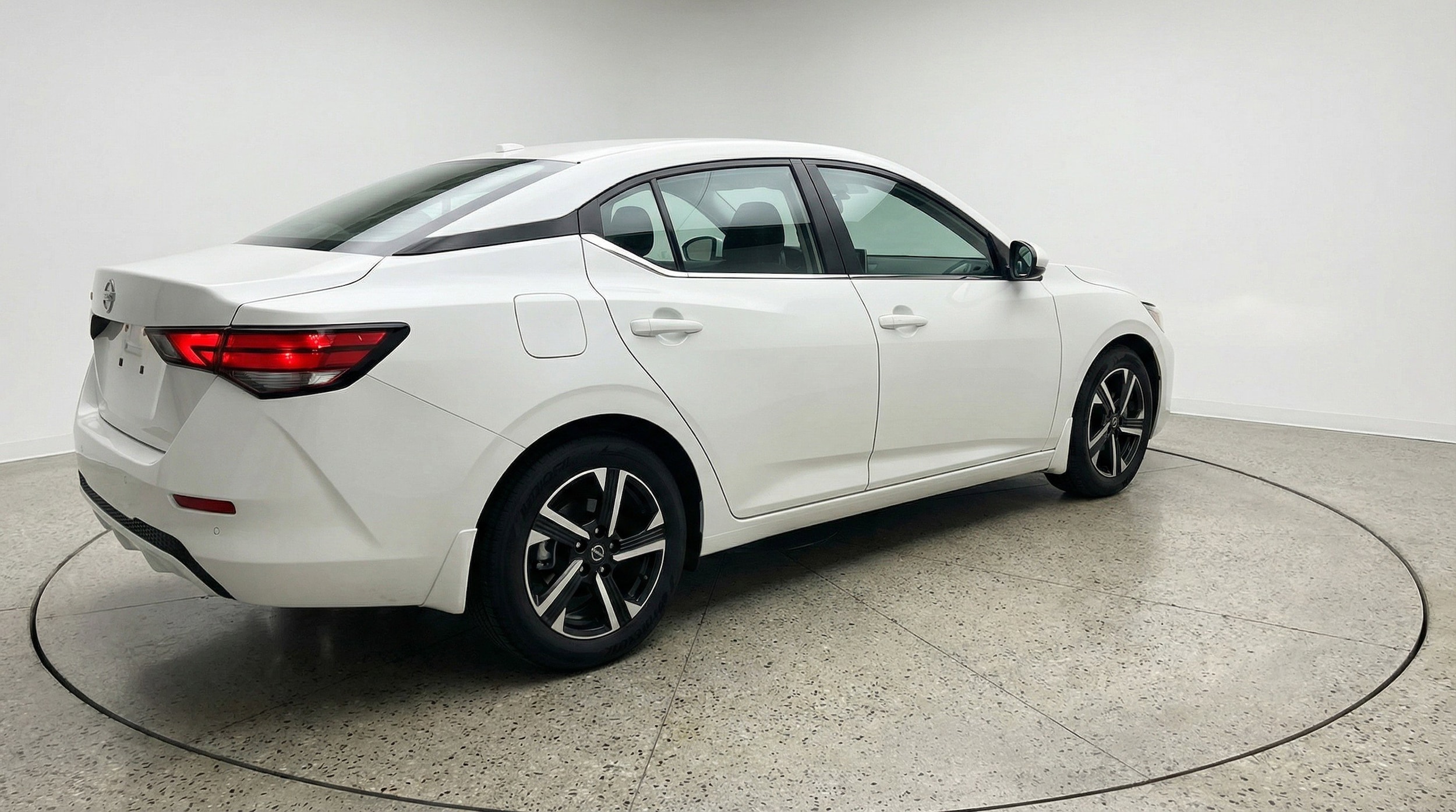 Thumbnail: 2025 Nissan Sentra - 9