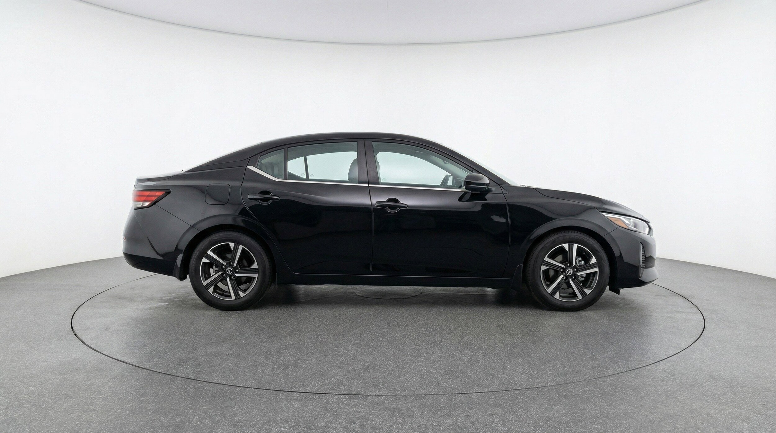 Thumbnail: 2025 Nissan Sentra - 11