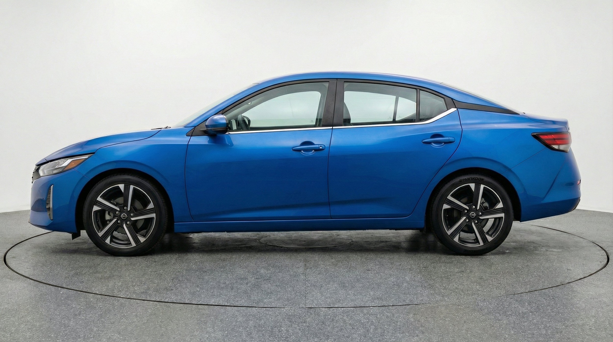 Thumbnail: 2025 Nissan Sentra - 5