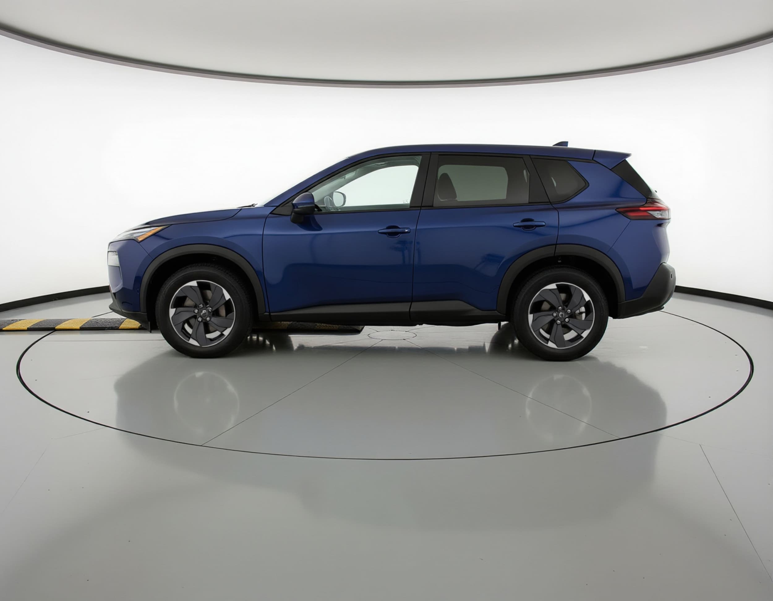Thumbnail: 2025 Nissan Rogue - 4