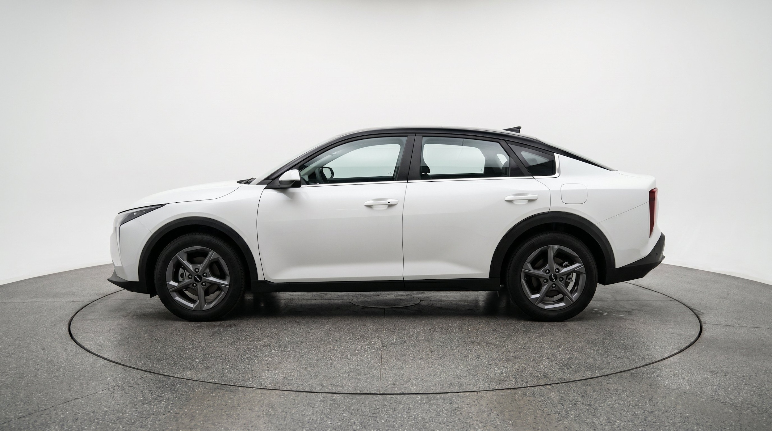 Thumbnail: 2026 Kia K4 - 5
