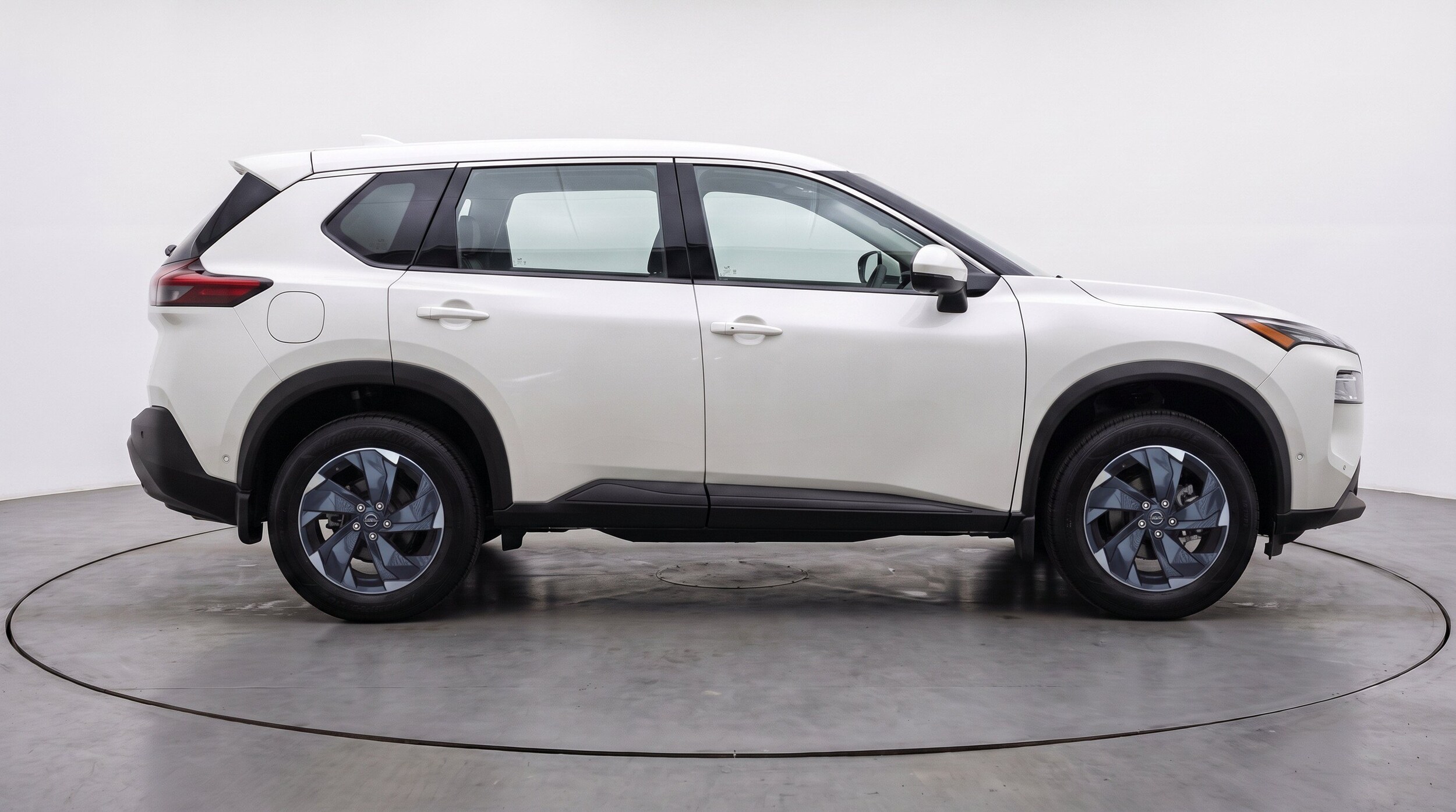 Thumbnail: 2025 Nissan Rogue - 10