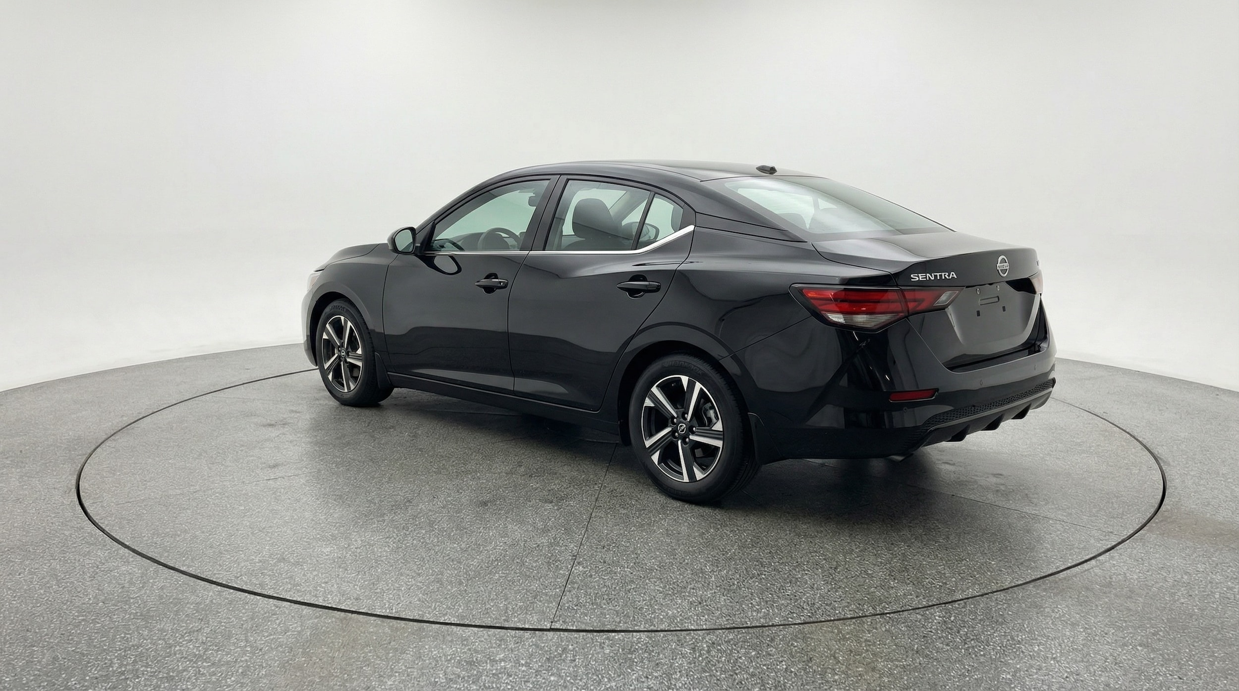 Thumbnail: 2025 Nissan Sentra - 5