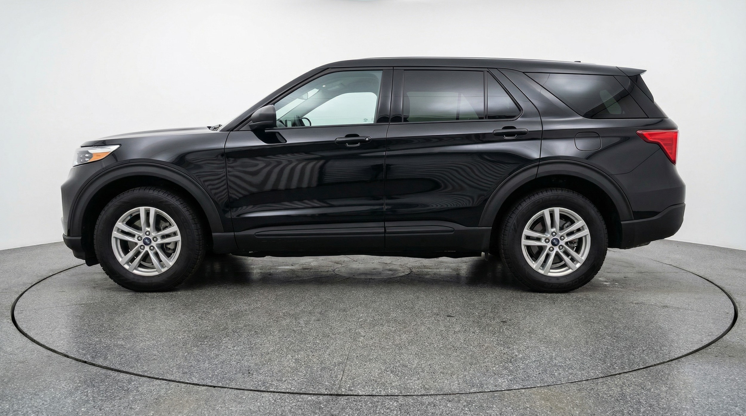 Thumbnail: 2024 Ford Explorer - 4