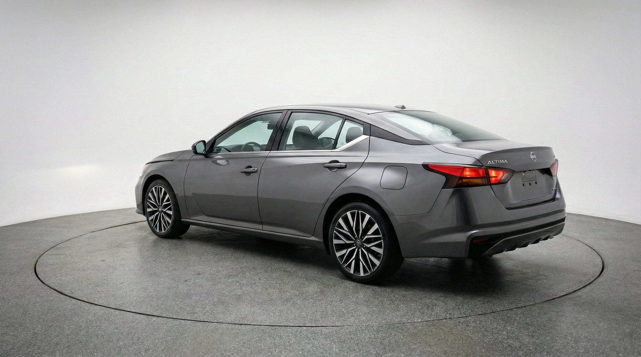 Thumbnail: 2025 Nissan Altima - 6