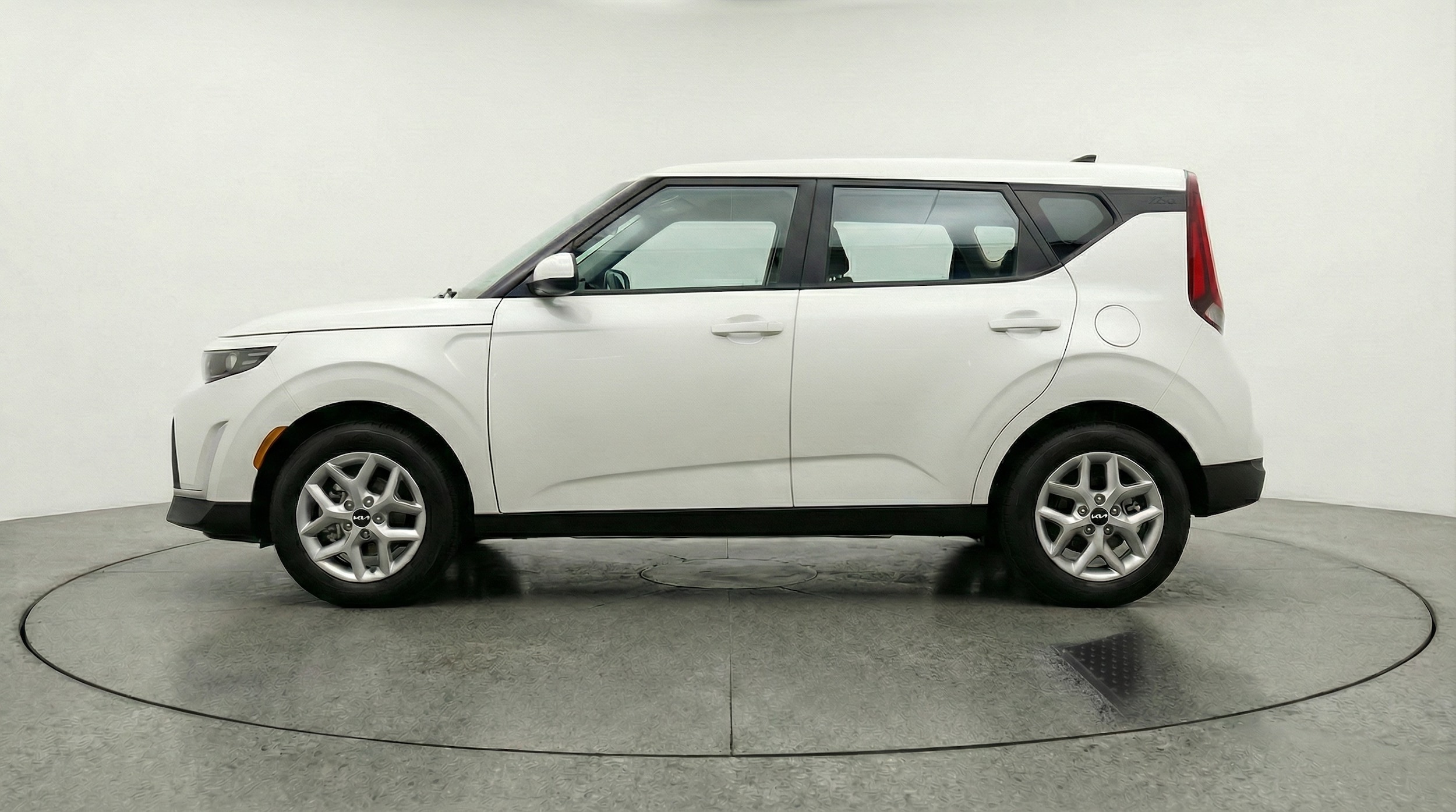 Thumbnail: 2025 Kia Soul - 4