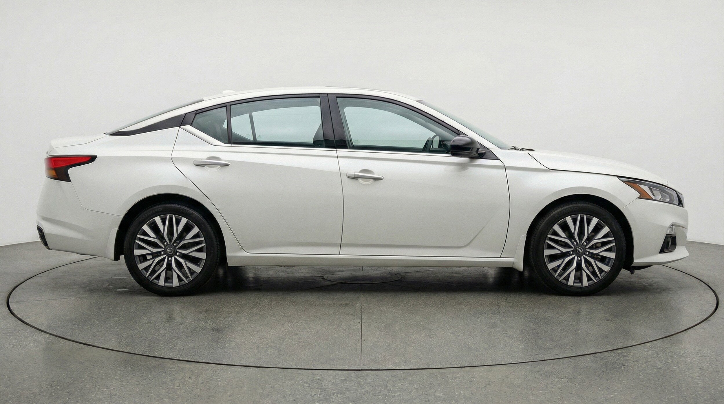 Thumbnail: 2025 Nissan Altima - 11