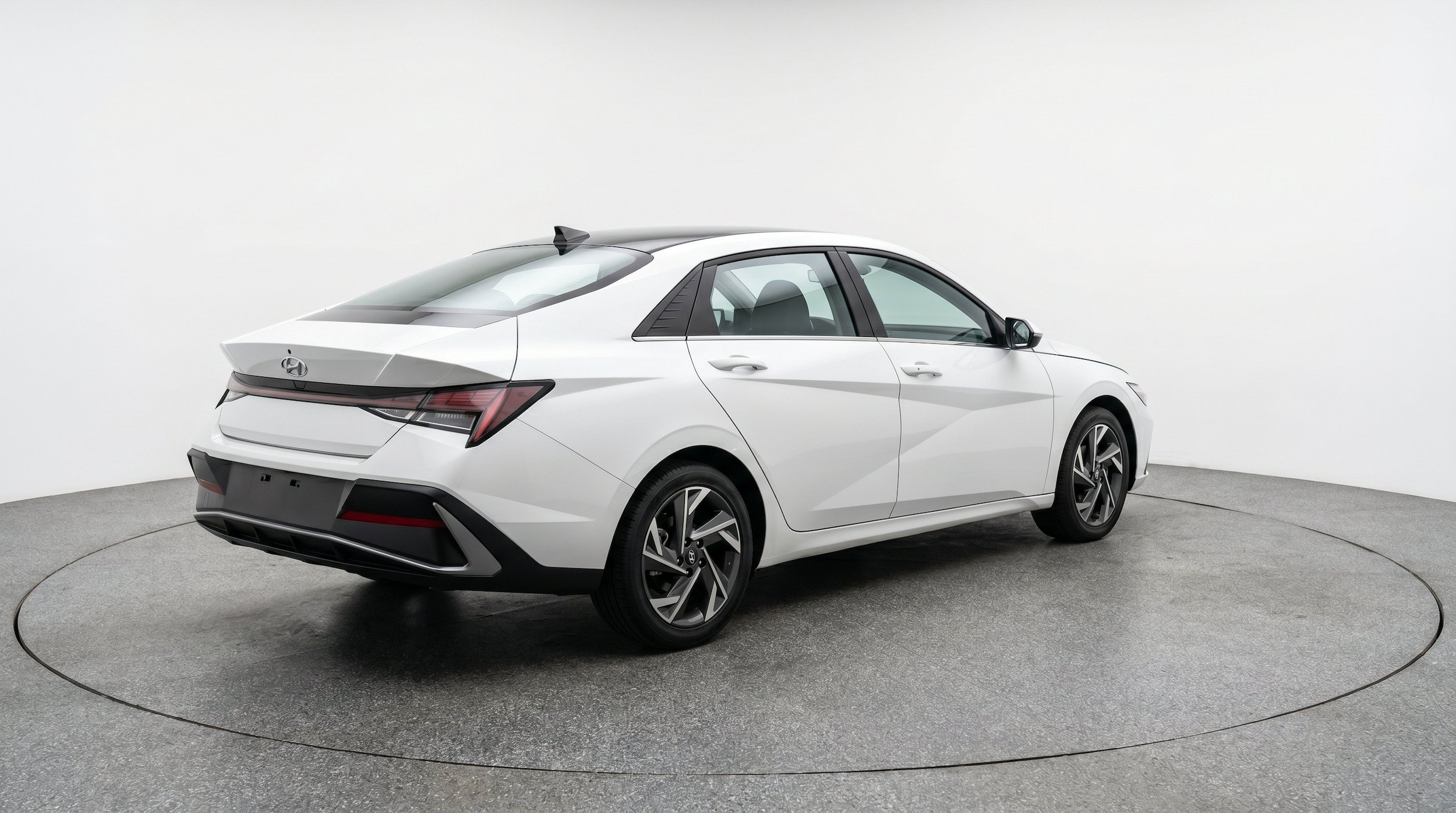 Thumbnail: 2025 Hyundai Elantra - 9