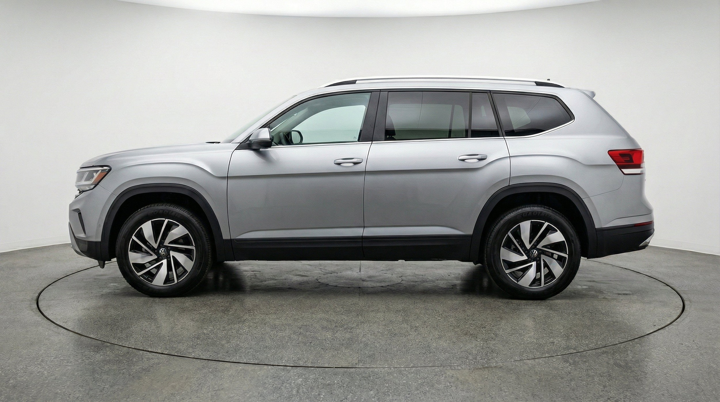 Thumbnail: 2026 Volkswagen Atlas - 5