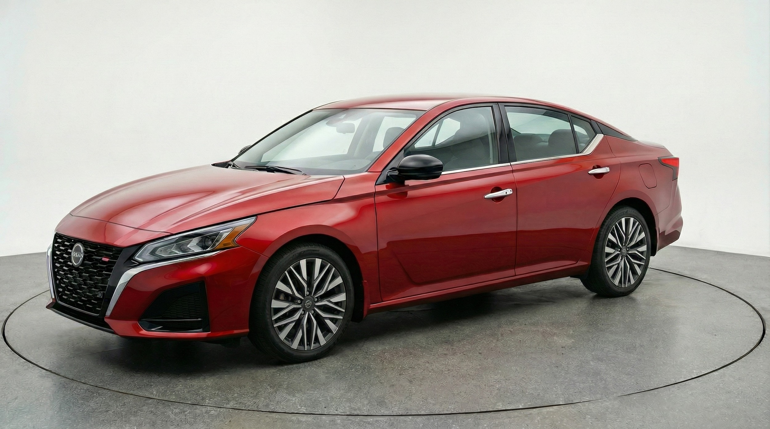 Thumbnail: 2025 Nissan Altima - 3