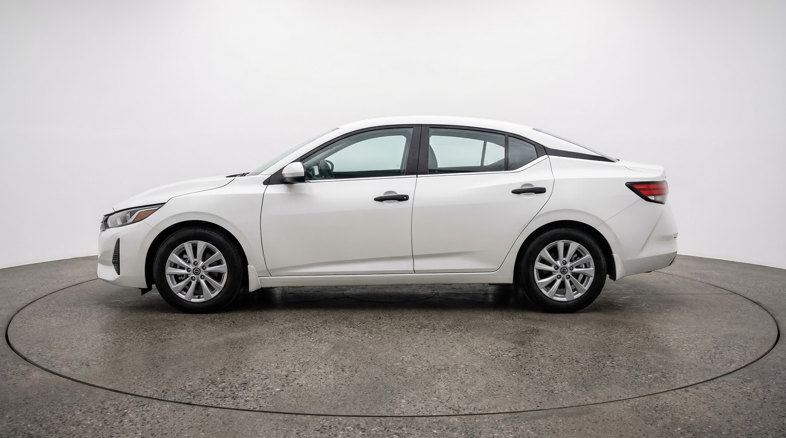 Thumbnail: 2025 Nissan Sentra - 4