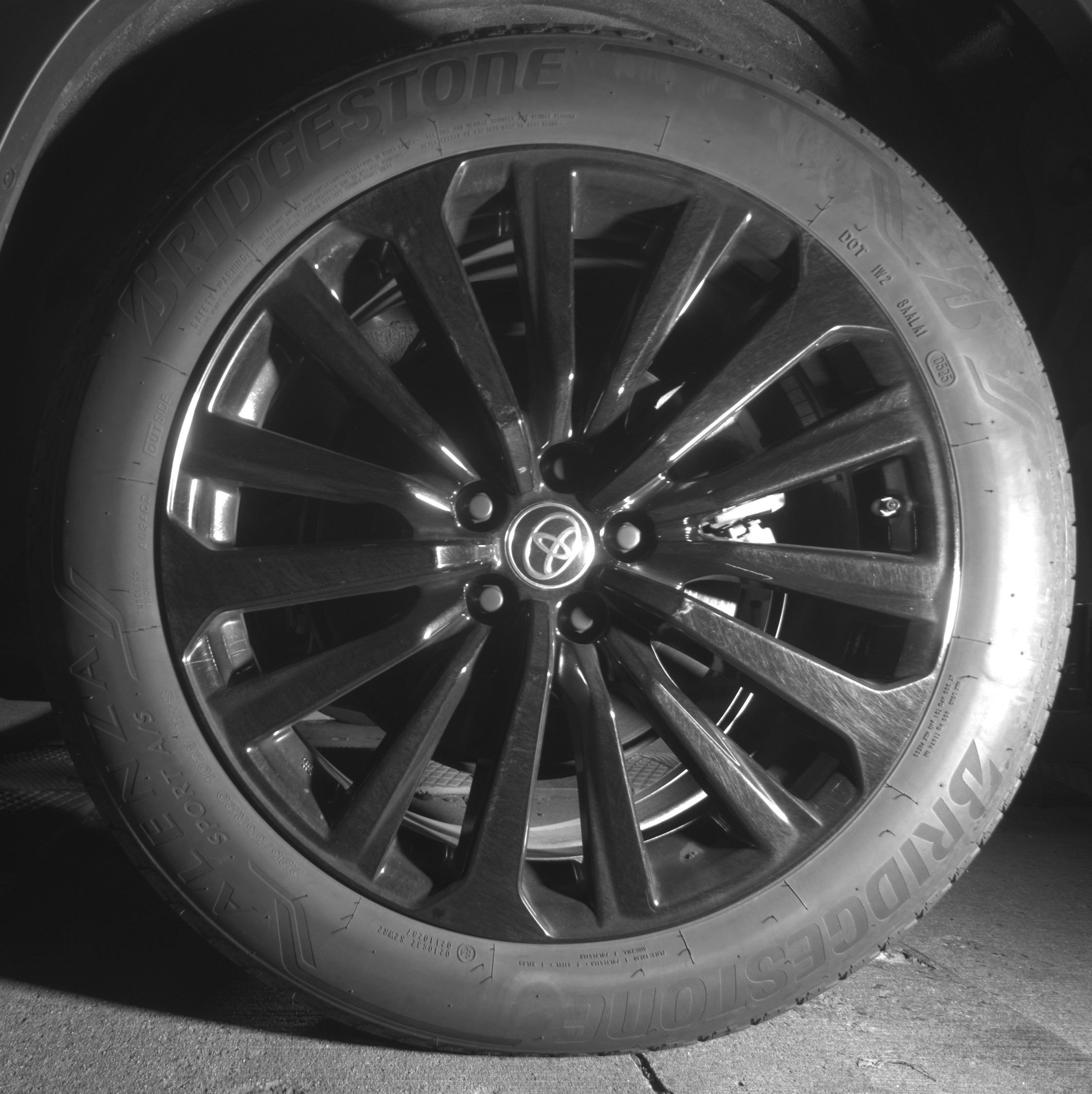 Thumbnail: 2025 Toyota Highlander - 14